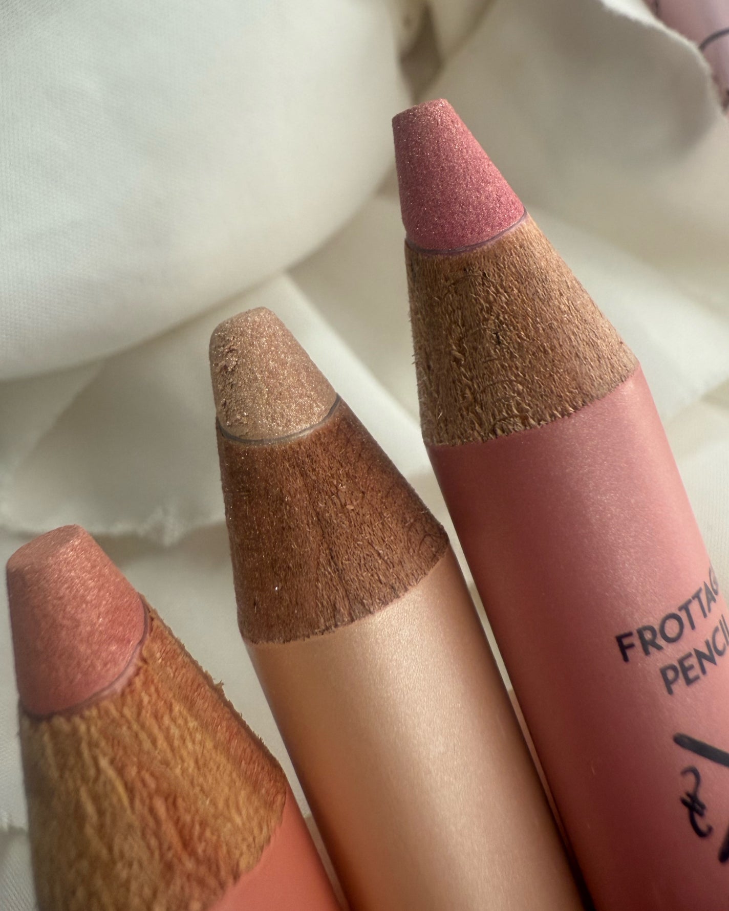 アートクラス フロッタージュペンシル/too cool for school/スティックアイシャドウを使ったクチコミ(2枚目)