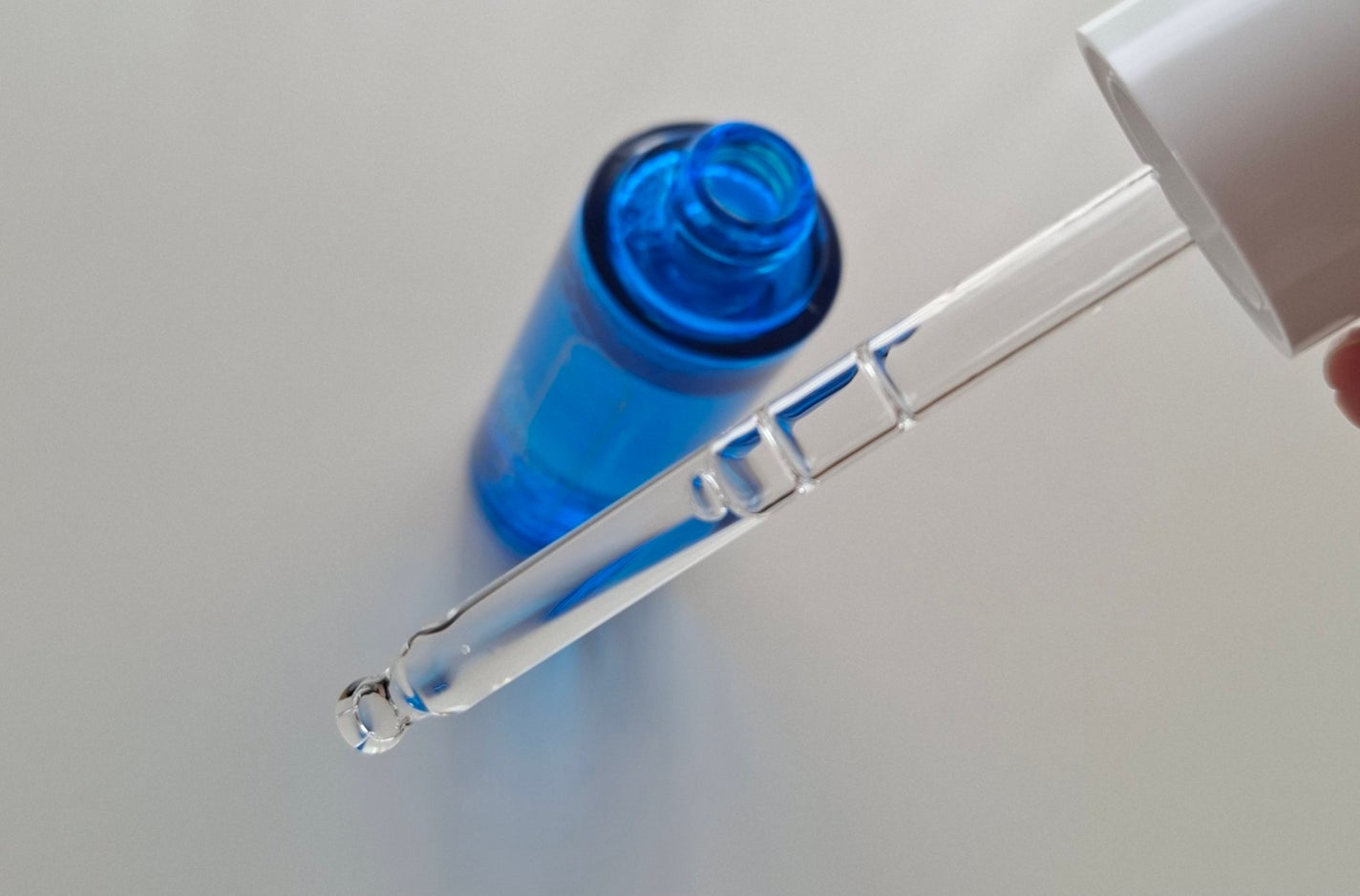 アイムユアヒーロー モイストピールケアセラム/SISI/美容液を使ったクチコミ(2枚目)