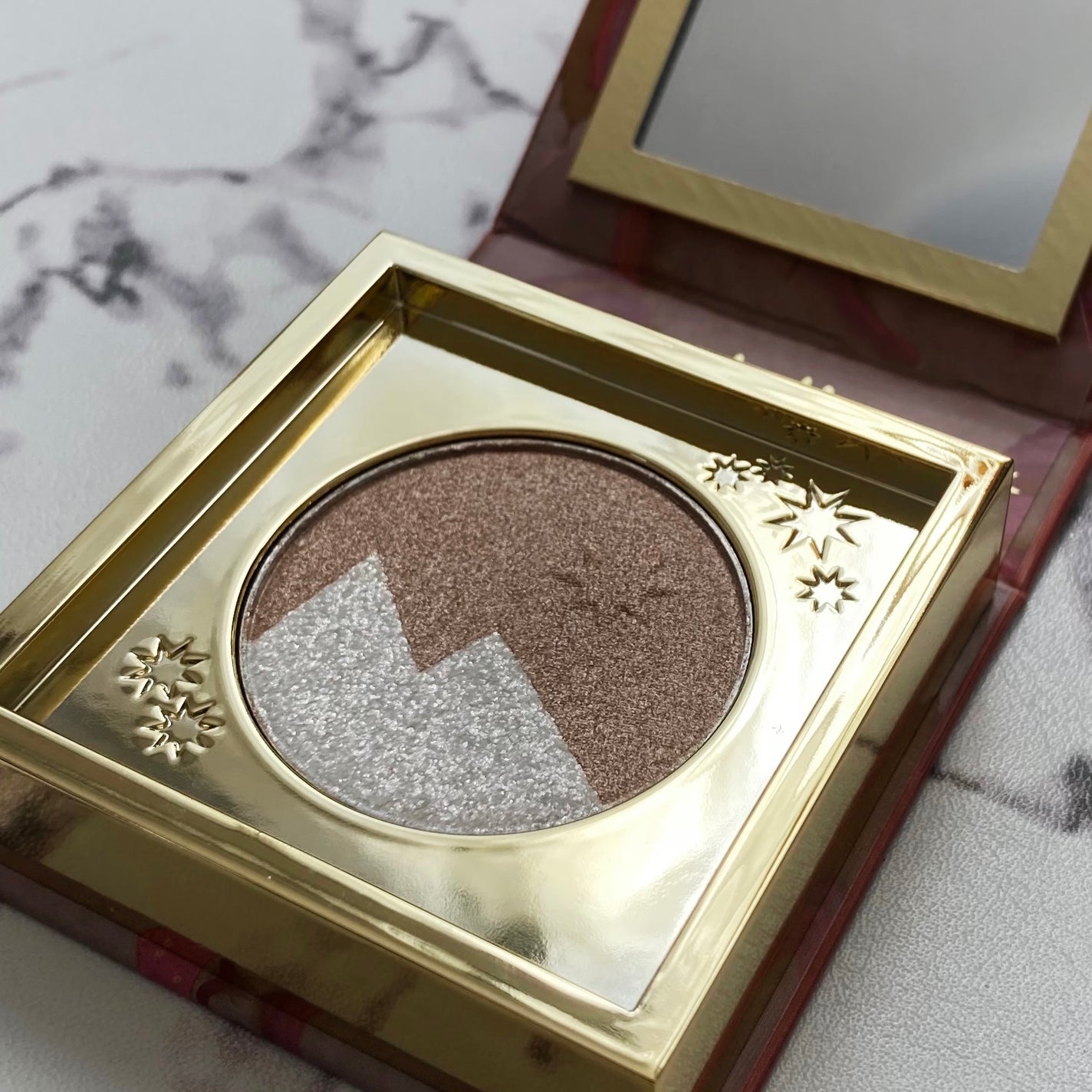 山海シリーズ グロウハイライト&チーク/GirlCult/パウダーハイライトを使ったクチコミ(2枚目)