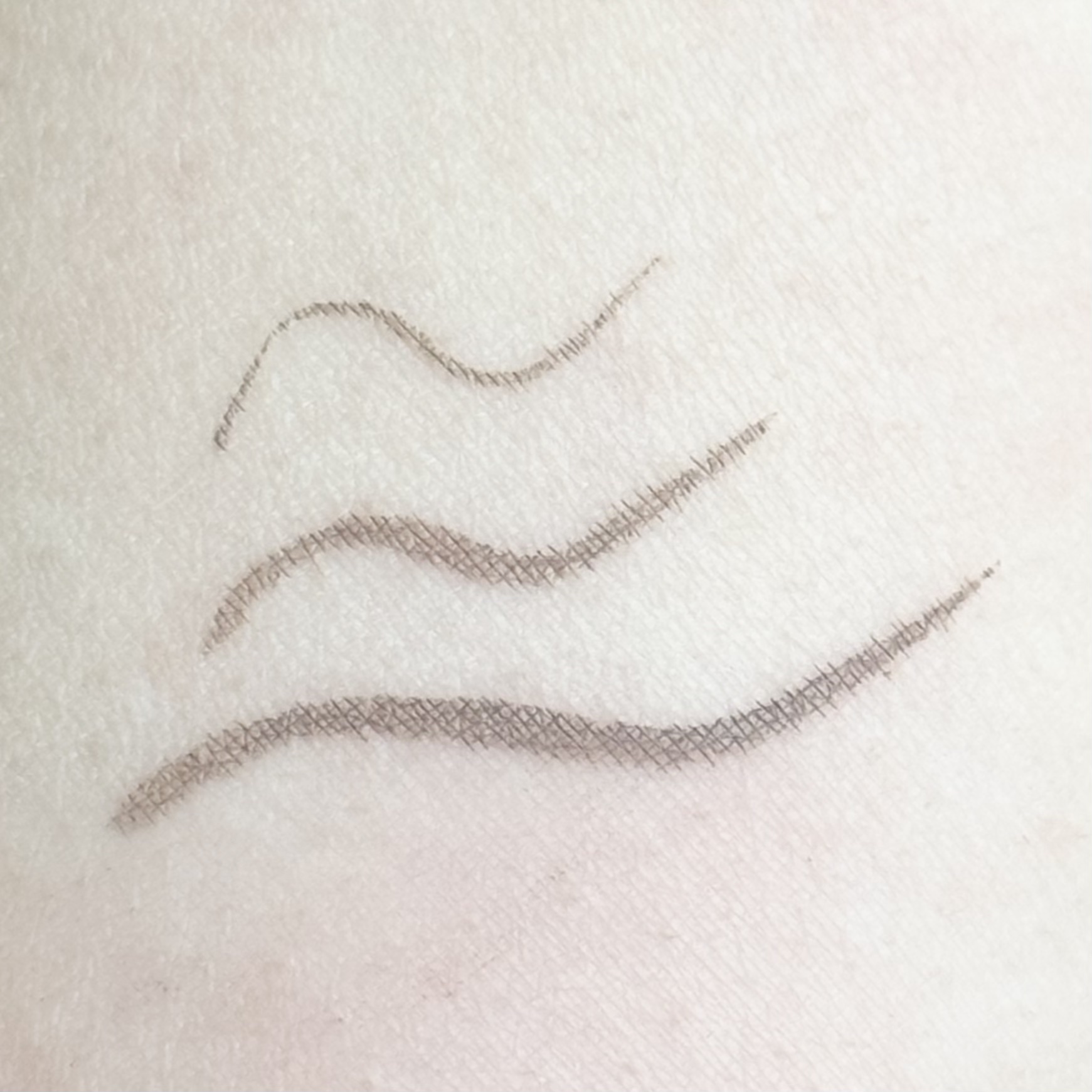 リキッドアイライナー/ルルズコスメティコ/リキッドアイライナーを使ったクチコミ（3枚目）