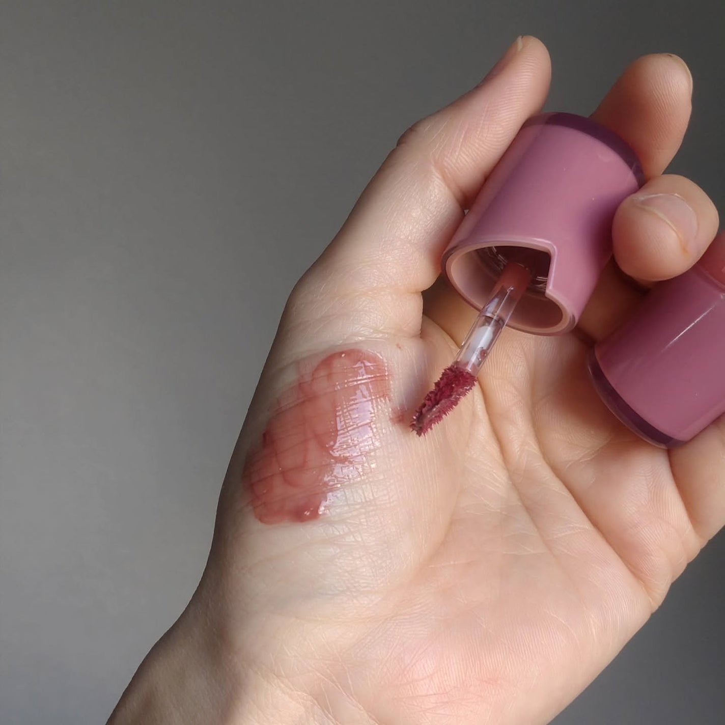 ロウグロウジェルティント/hince/リップティントを使ったクチコミ(3枚目)