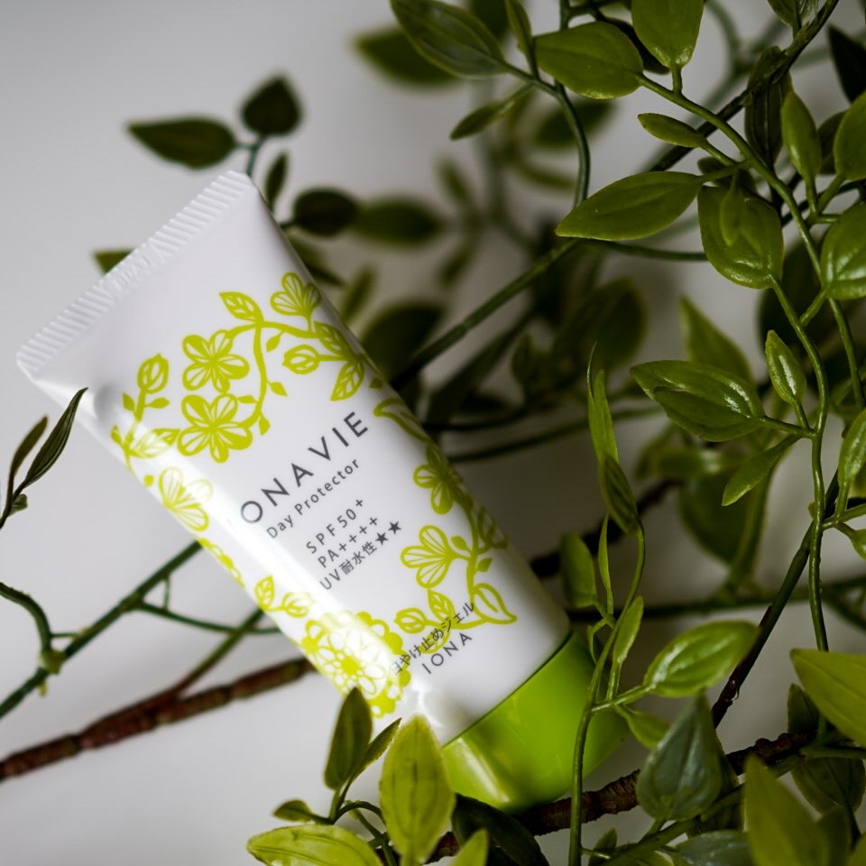 デイ プロテクター FB/イオナヴィー/日焼け止めジェルを使ったクチコミ（2枚目）