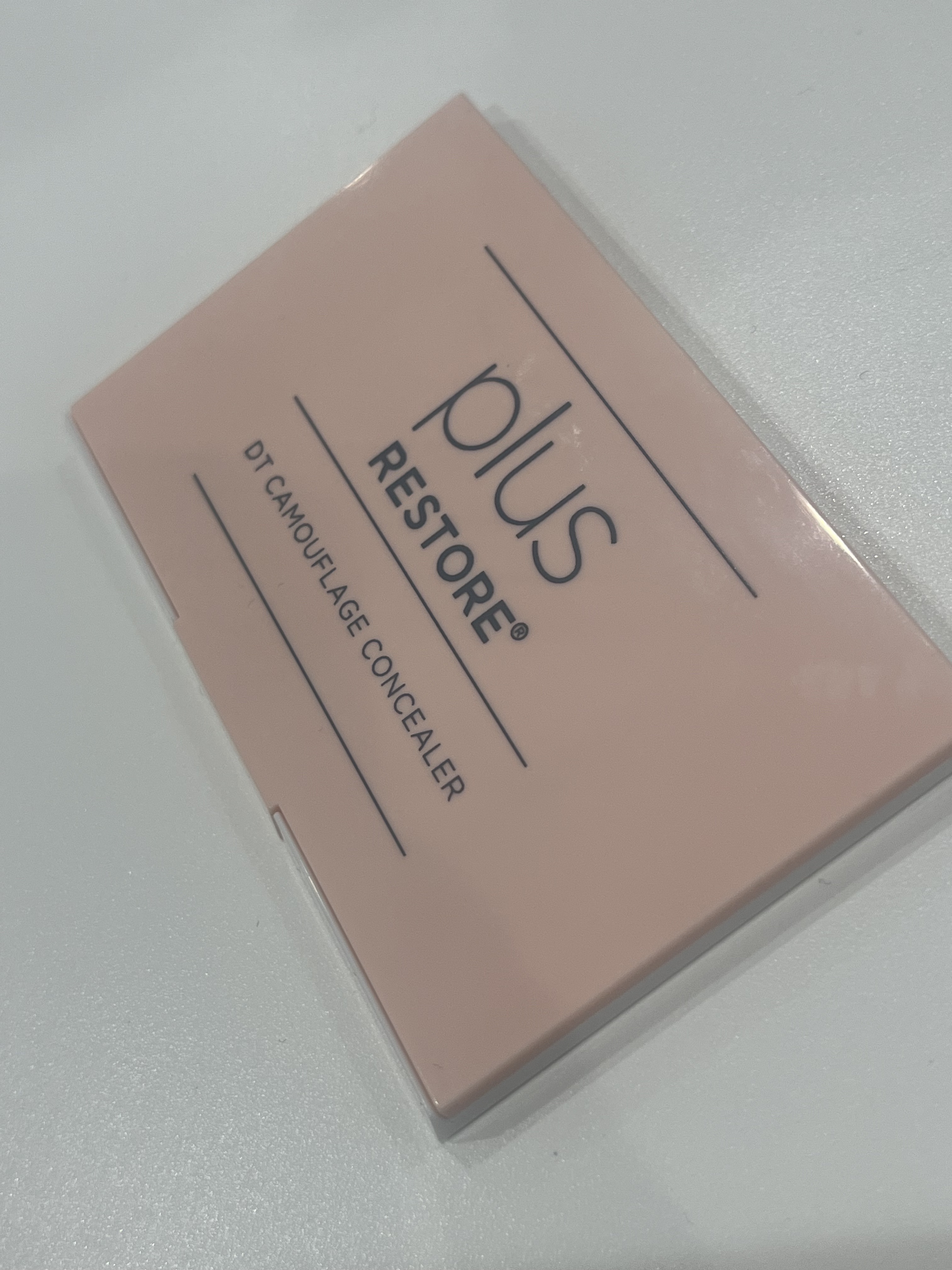 PLUSRESTORE DT カモフラージュコンシーラーNのクチコミ「医療機関で購入
楽天でも売っています

価格も安いし、厚さ6mmでパレットも小さいので良い感じ.....」（1枚目）