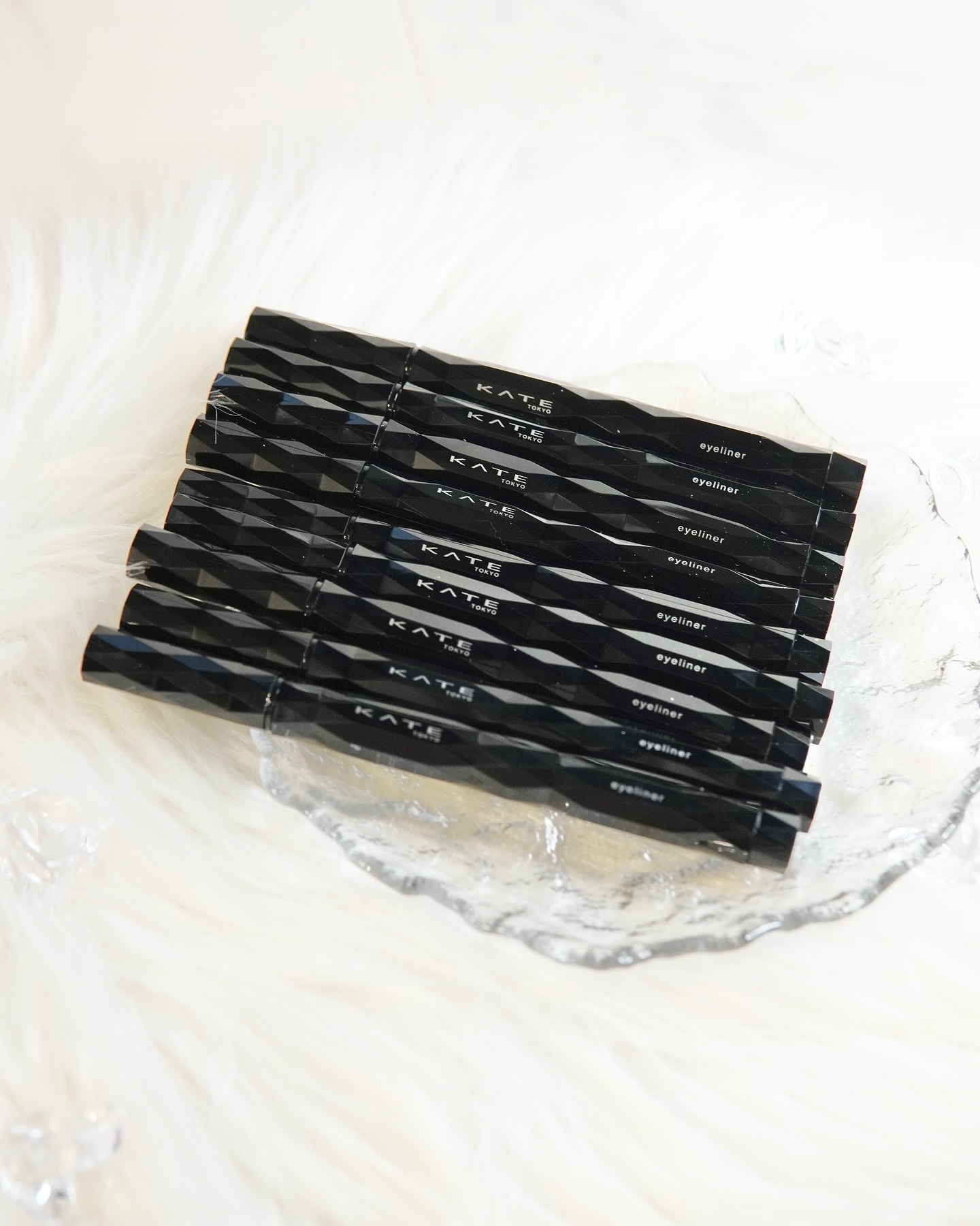 スーパーシャープライナーEX4.0/KATE/リキッドアイライナーを使ったクチコミ（1枚目）