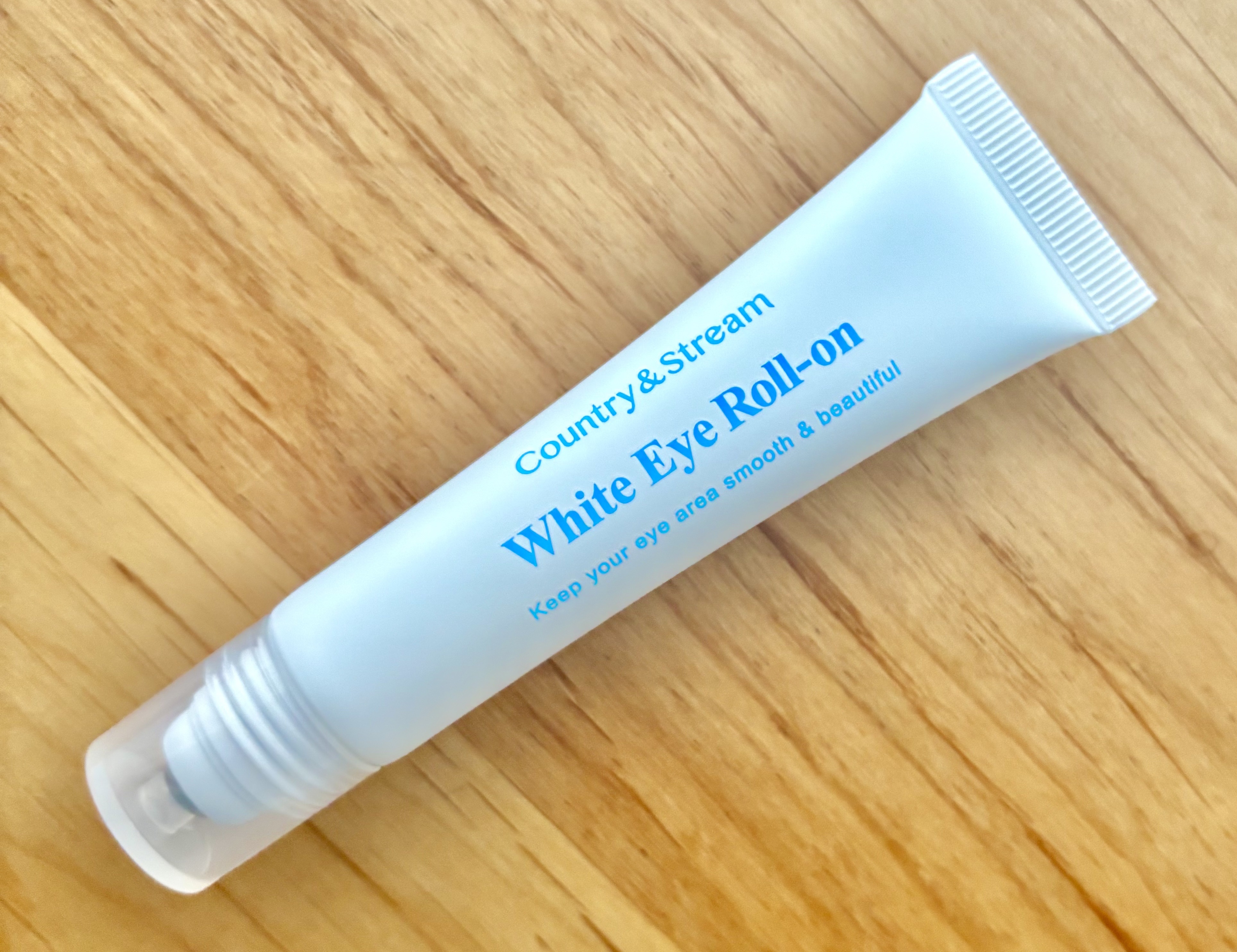 薬用ホワイトVCアイロールオン/カントリー&ストリーム/アイケア・アイクリームを使ったクチコミ（3枚目）