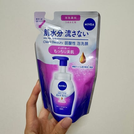ニベア クリアビューティー弱酸性泡洗顔 もっちり美肌 詰替用 130ml/ニベア/泡洗顔の画像