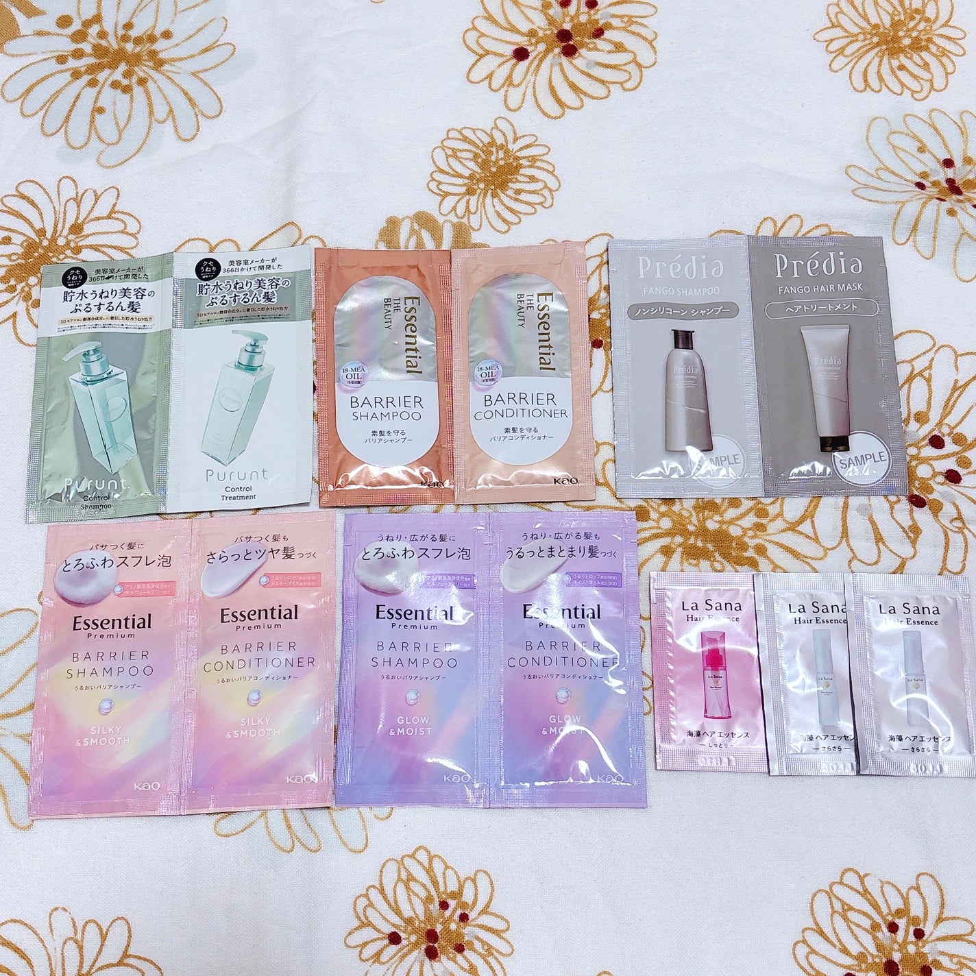 徳井さん on LIPS 「サンプル・在庫管理メモ𖡼.𖤣𖥧⠜どんどん溜まってくから少しずつ..」(2枚目)