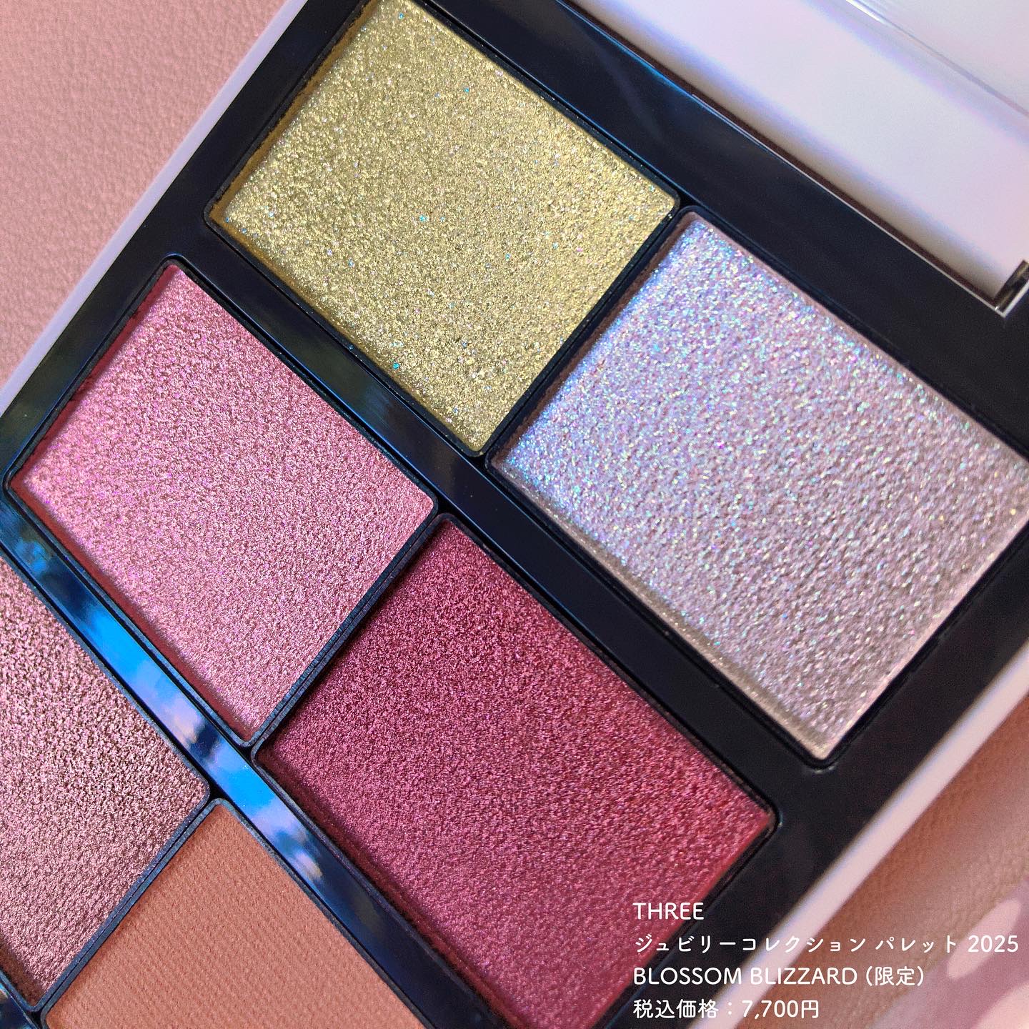 THREE ジュビリーコレクション パレット/THREE/アイシャドウパレットを使ったクチコミ（3枚目）