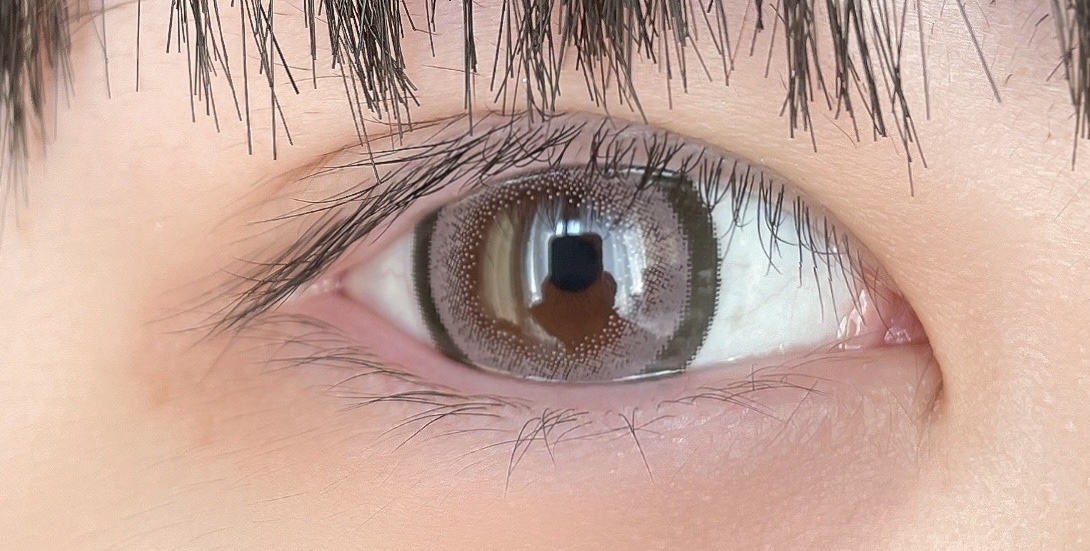 Flurry Monthly リングピンクブラウン(もっと愛されウサギ)/Flurry by colors/１ヶ月（１MONTH）カラコンを使ったクチコミ（1枚目）