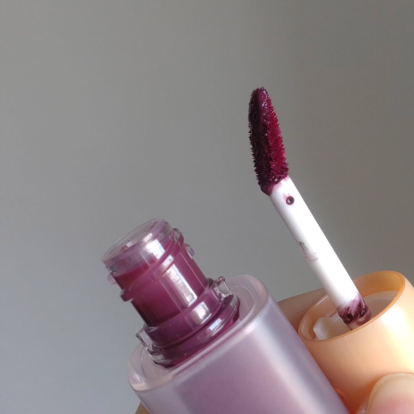 フルーティーグラムティント/Laka/リップティントを使ったクチコミ（2枚目）