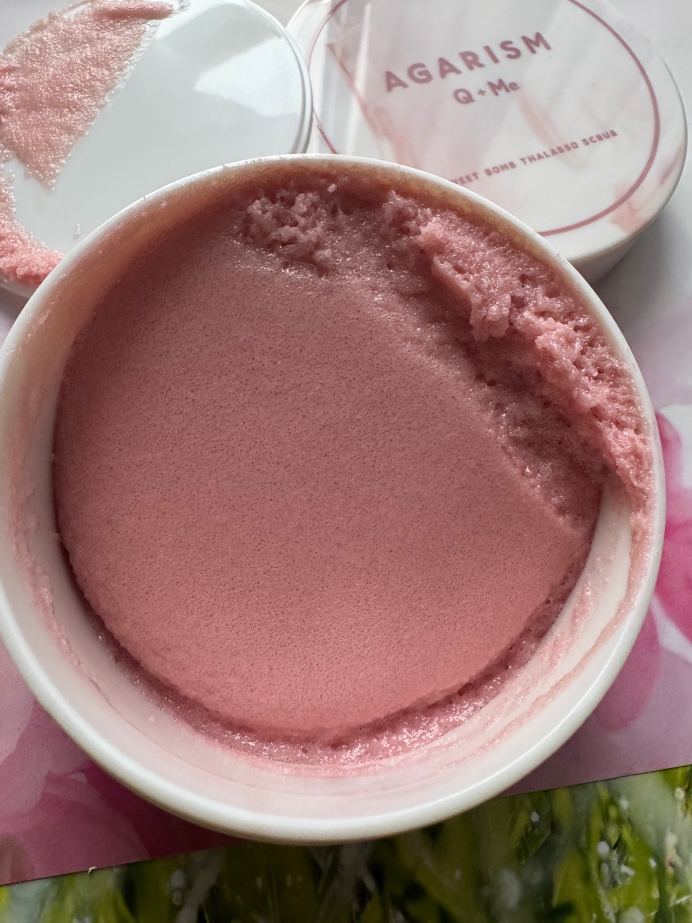 キューミースウィートボムタラソスクラブ ピオニーブーケの香り/AGARISM/ボディスクラブを使ったクチコミ(3枚目)