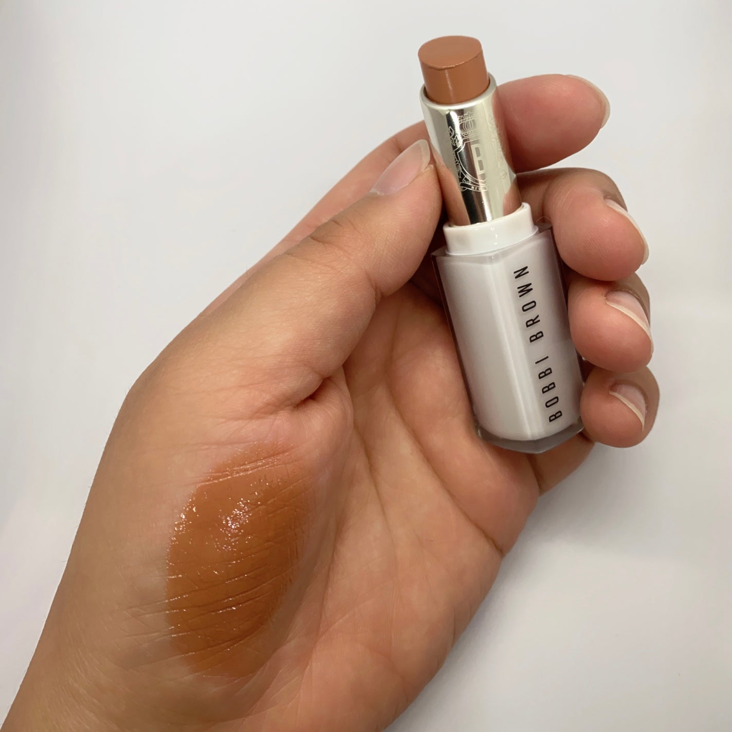 エクストラ カラー シャイン/BOBBI BROWN/口紅を使ったクチコミ(2枚目)