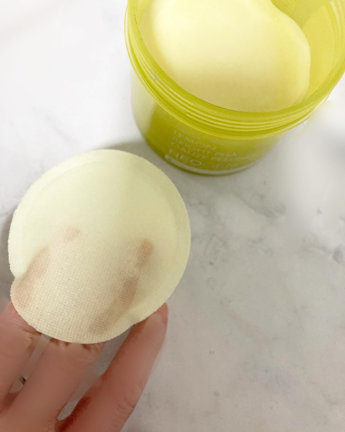 レモンブライトPHAガーゼピーリングパッド/NEOGEN/トナーパッドを使ったクチコミ（3枚目）