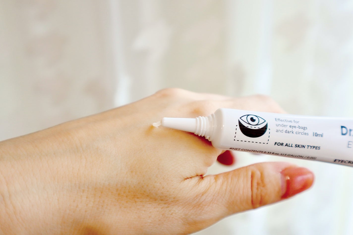 アイファルトアイバッククリーム/Dr.Melaxin/アイケア・アイクリームを使ったクチコミ(1枚目)