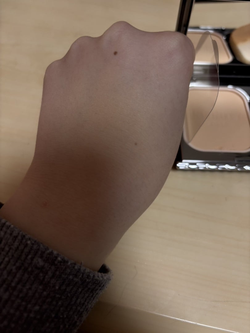 スキンルミナンス ファンデーション/インフィニティ/パウダーファンデーションを使ったクチコミ（2枚目）