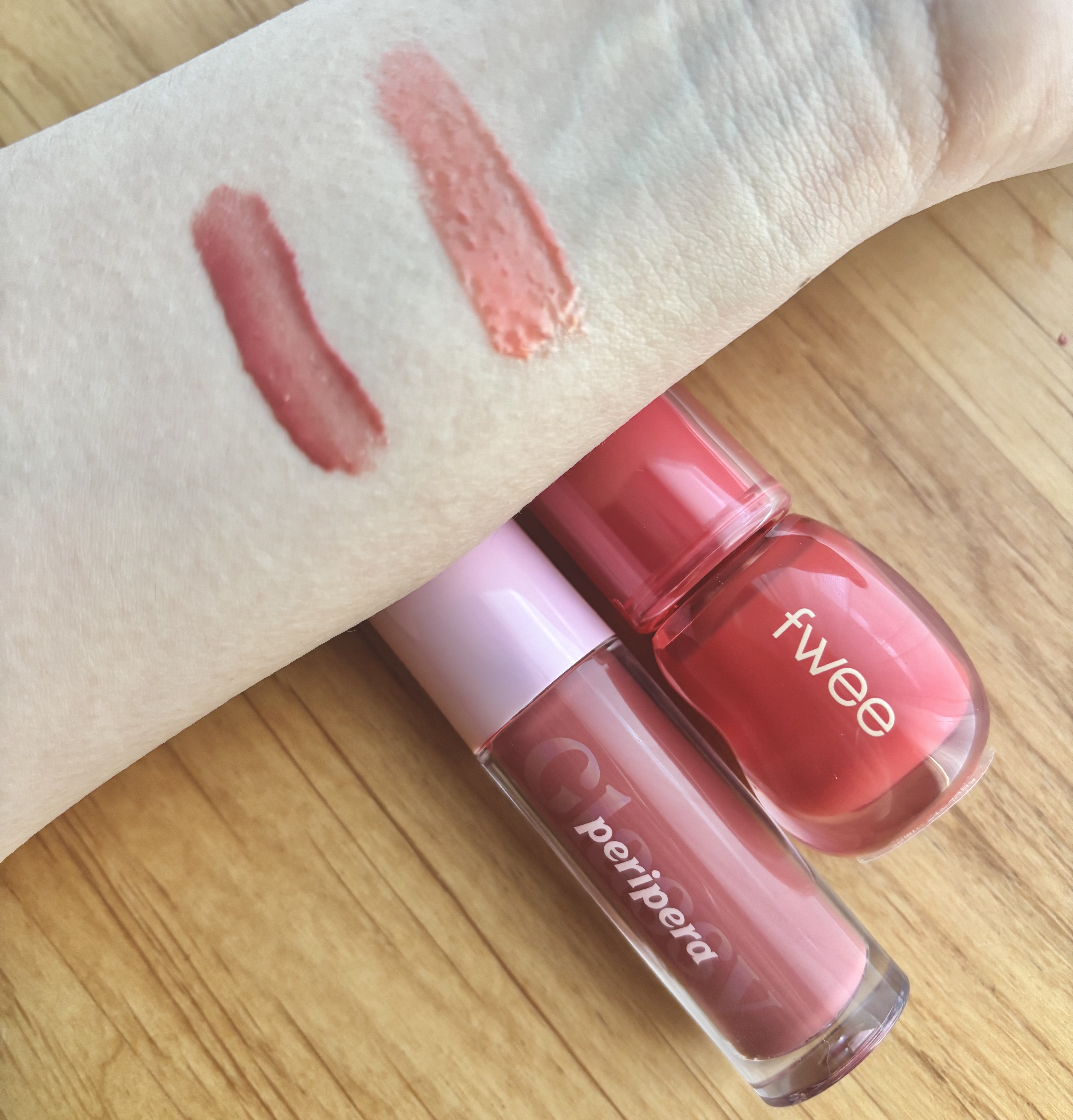 インク グラスティング リップ グロス/PERIPERA/リップグロスを使ったクチコミ（3枚目）