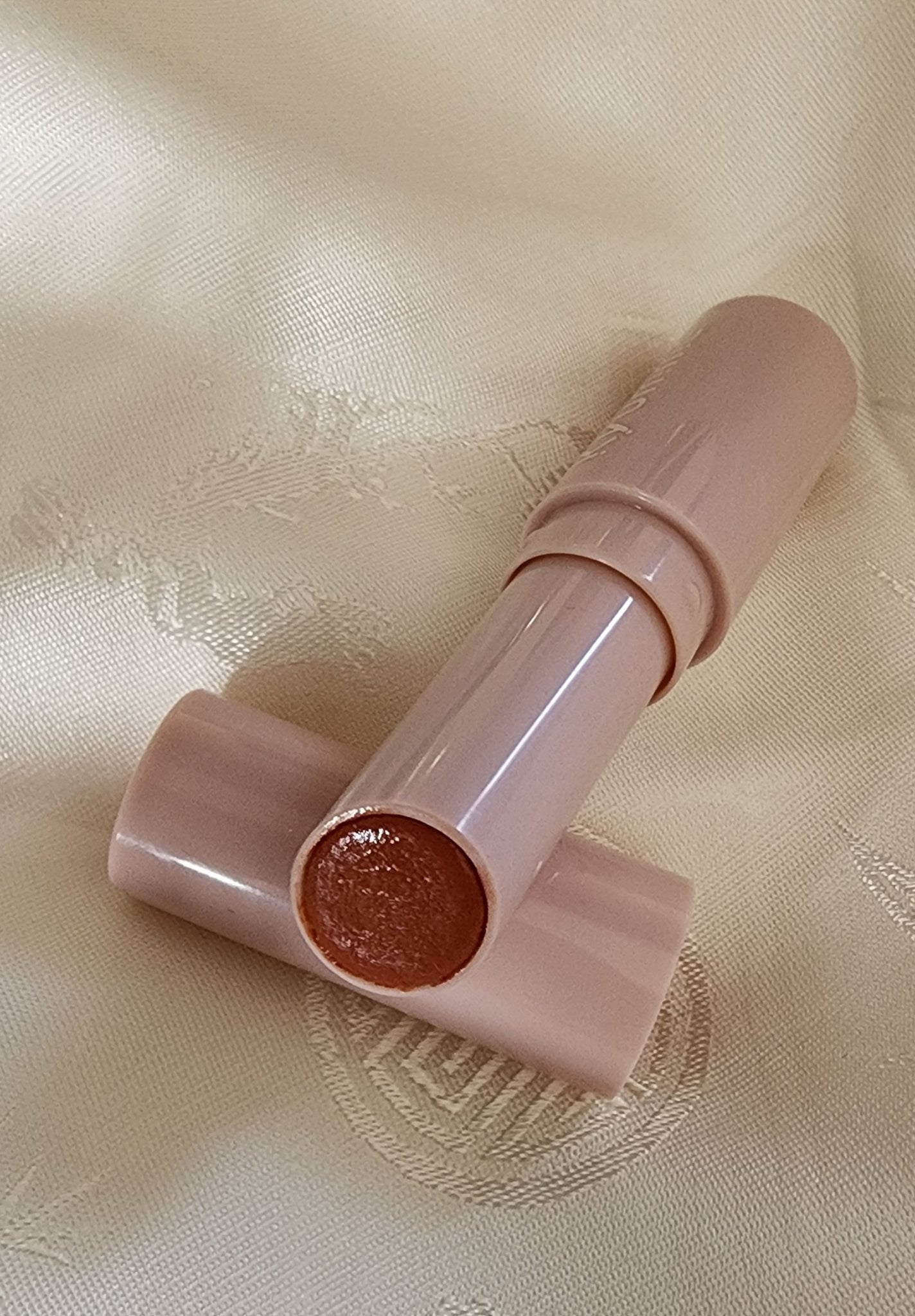 KM メルティーリップバーム/Kyumme/口紅を使ったクチコミ(2枚目)