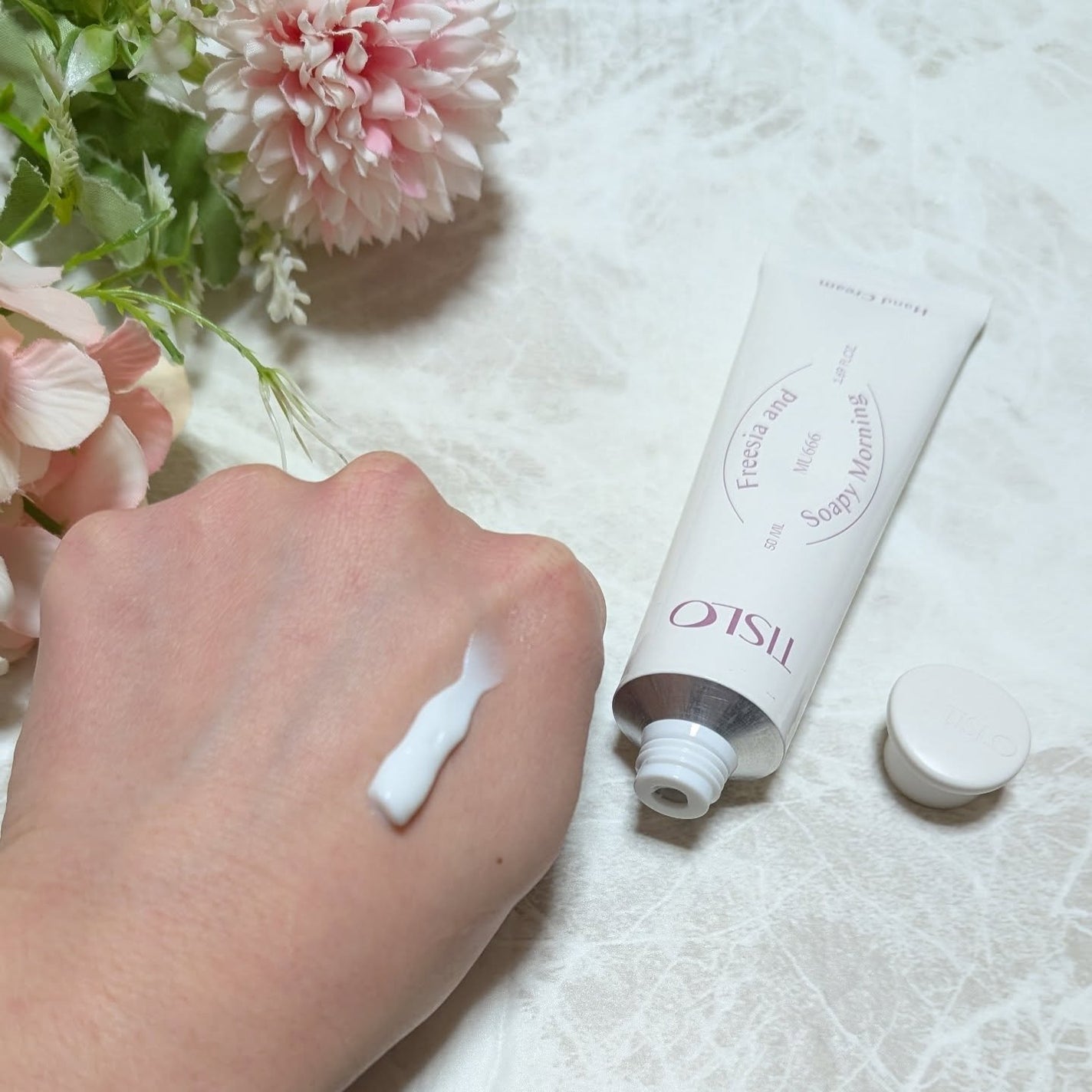 Cedarwood and Quiet Moment/Perfume Stick/TISLO/練り香水を使ったクチコミ(3枚目)