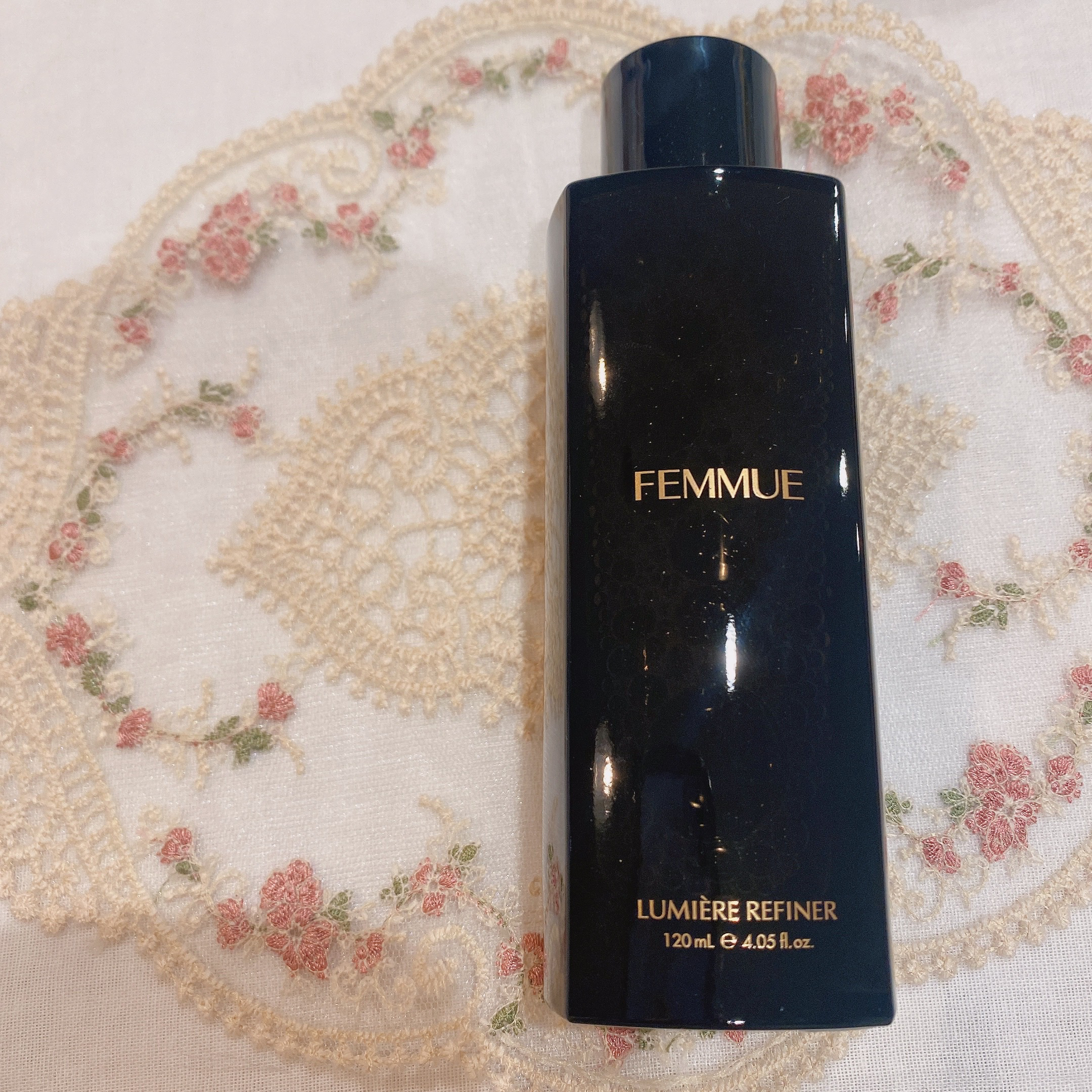 さやか🐰🌙フォロー強化中のクチコミ「#PR
#FEMMUE
#LIPSプレゼント

【使った商品】FEMMUE　ルミエール リファ.....」（1枚目）