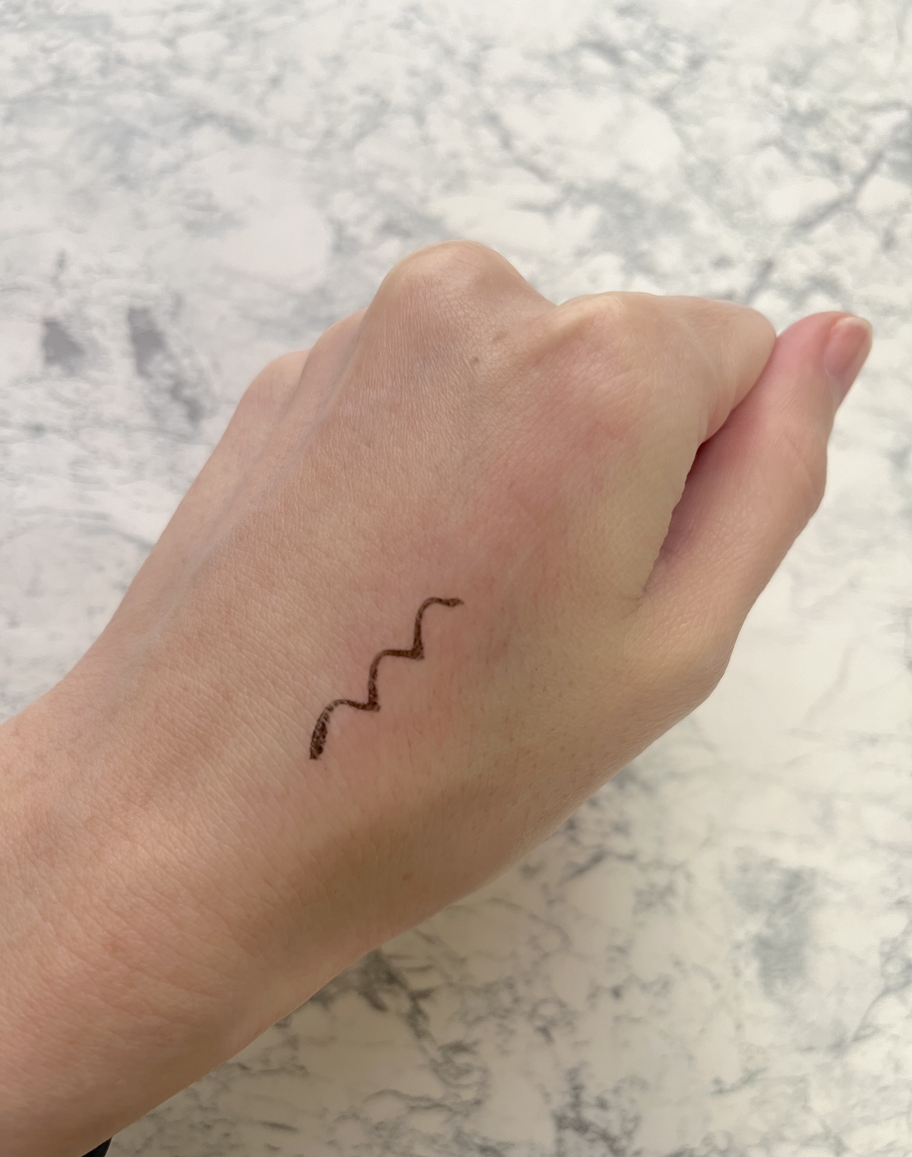 極細アイライナーEX/CEZANNE/リキッドアイライナーを使ったクチコミ（3枚目）