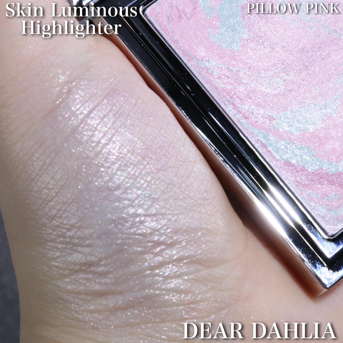スキンルミナスハイライター/DEAR DAHLIA/パウダーハイライトを使ったクチコミ（1枚目）