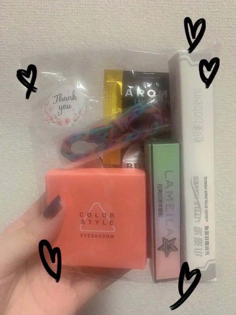 コスメコンシェルジュの日常 on LIPS 「超お得👀コスメセット✨アイシャドウアイライナーリキッドシャドウ..」(2枚目)