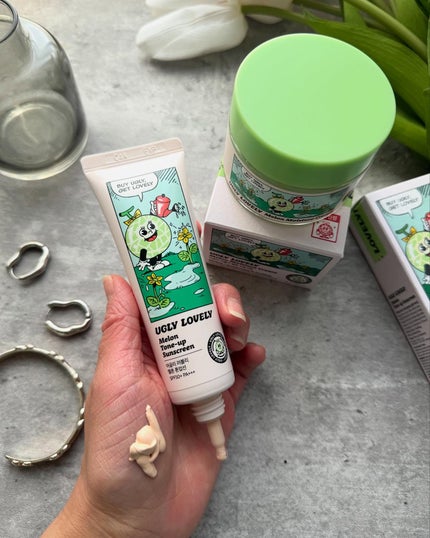 メロントーンアップ日焼け止め/UGLY LOVELY/日焼け止めローションを使ったクチコミ(5枚目)