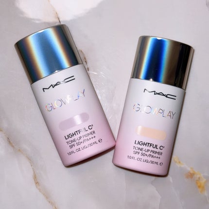 グロー プレイ ライトフル C3 トーン アップ プライマー SPF 50+/M・A・C/化粧下地を使ったクチコミ(9枚目)