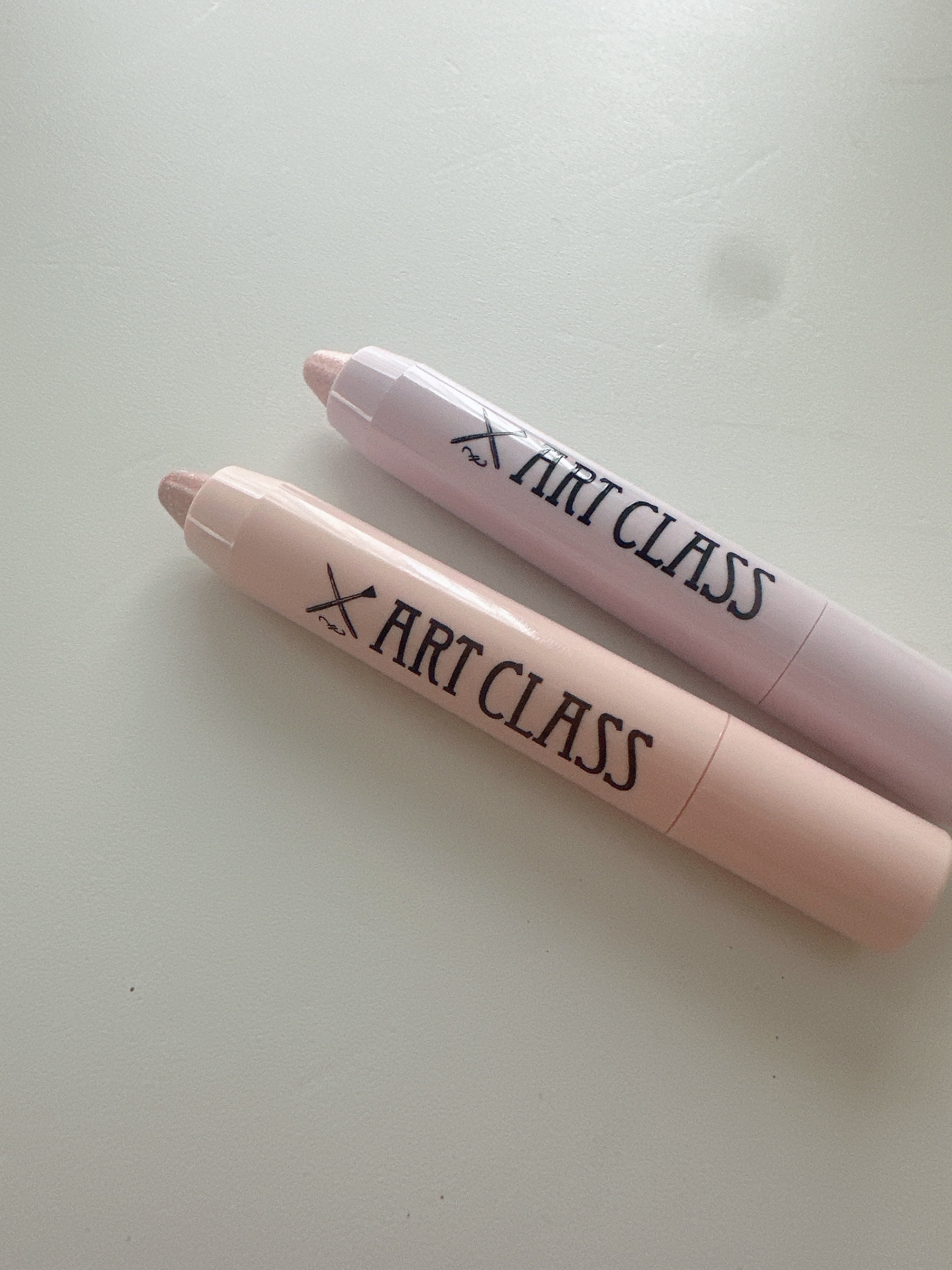 アートクラス アイグリッツ/too cool for school/スティックアイシャドウを使ったクチコミ（1枚目）