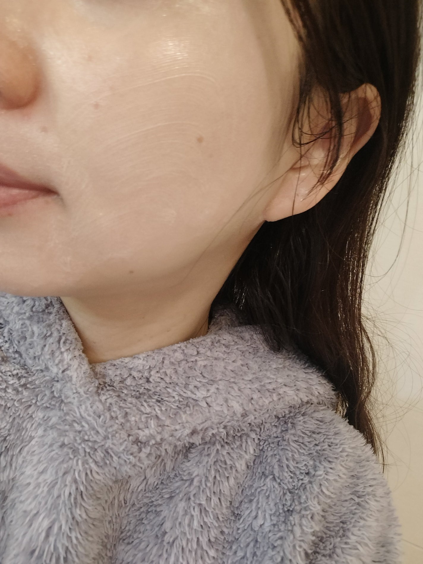 ヴェールヌーディ エッセンスパクトグロウ/AGE20’s/クリーム・エマルジョンファンデーションを使ったクチコミ(4枚目)