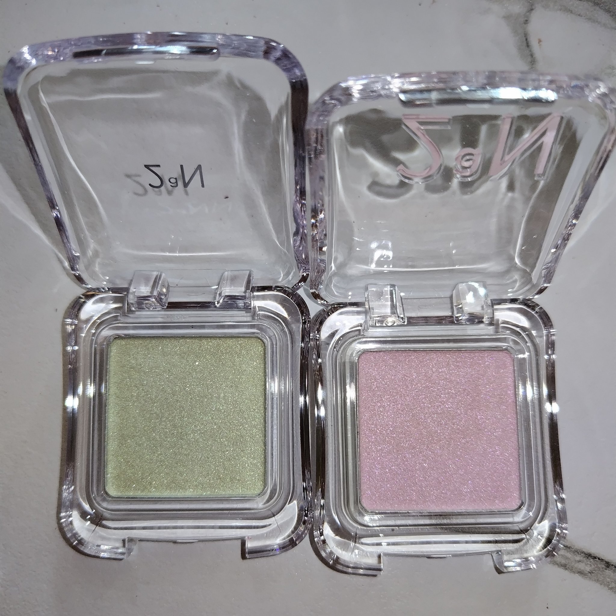 ピュアグラッシュ ハイライター GN01 ライムボム/2aN/パウダーハイライトを使ったクチコミ（2枚目）