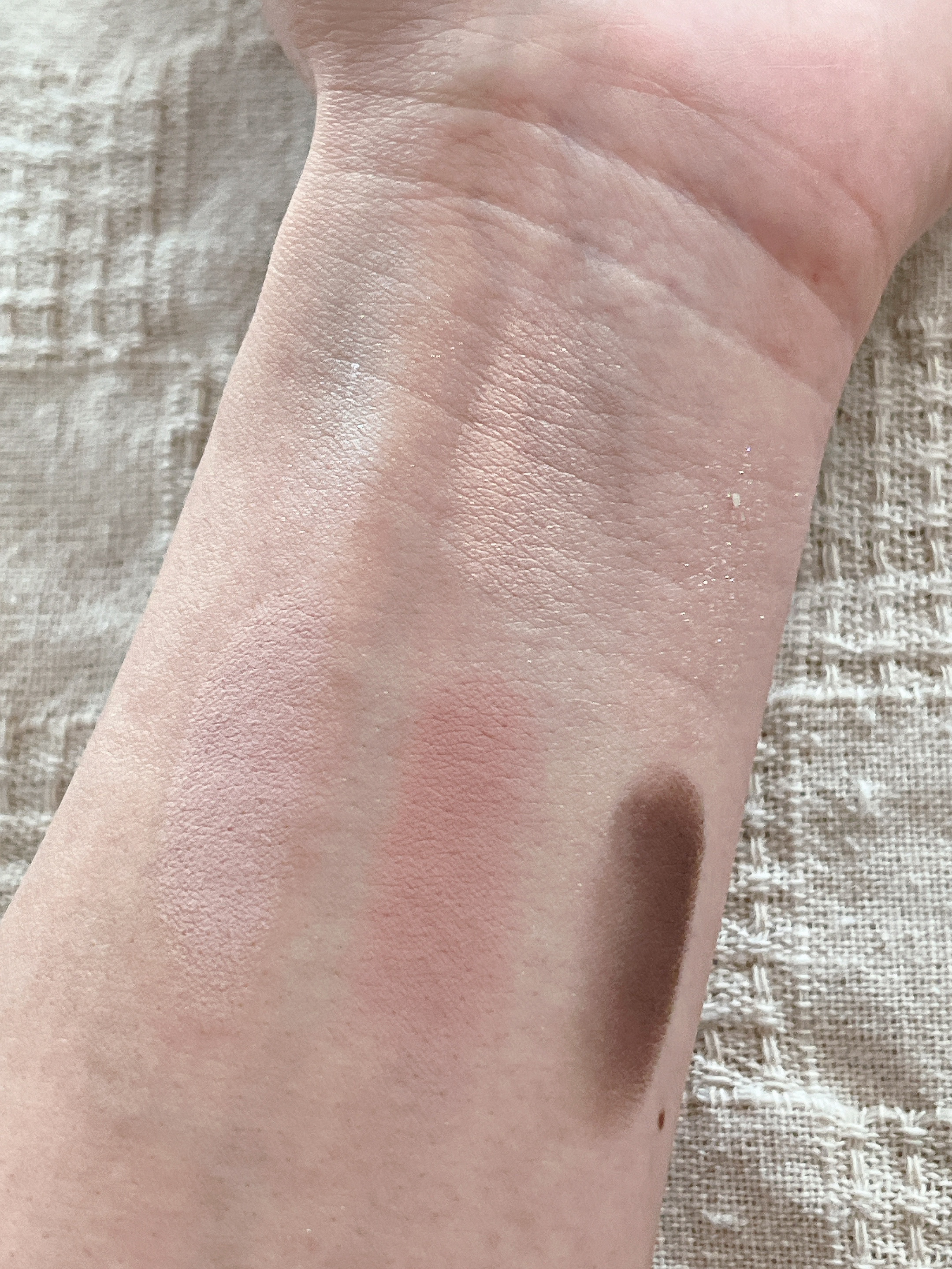 フォーエバー6アイパレット/Laka/アイシャドウパレットを使ったクチコミ（3枚目）