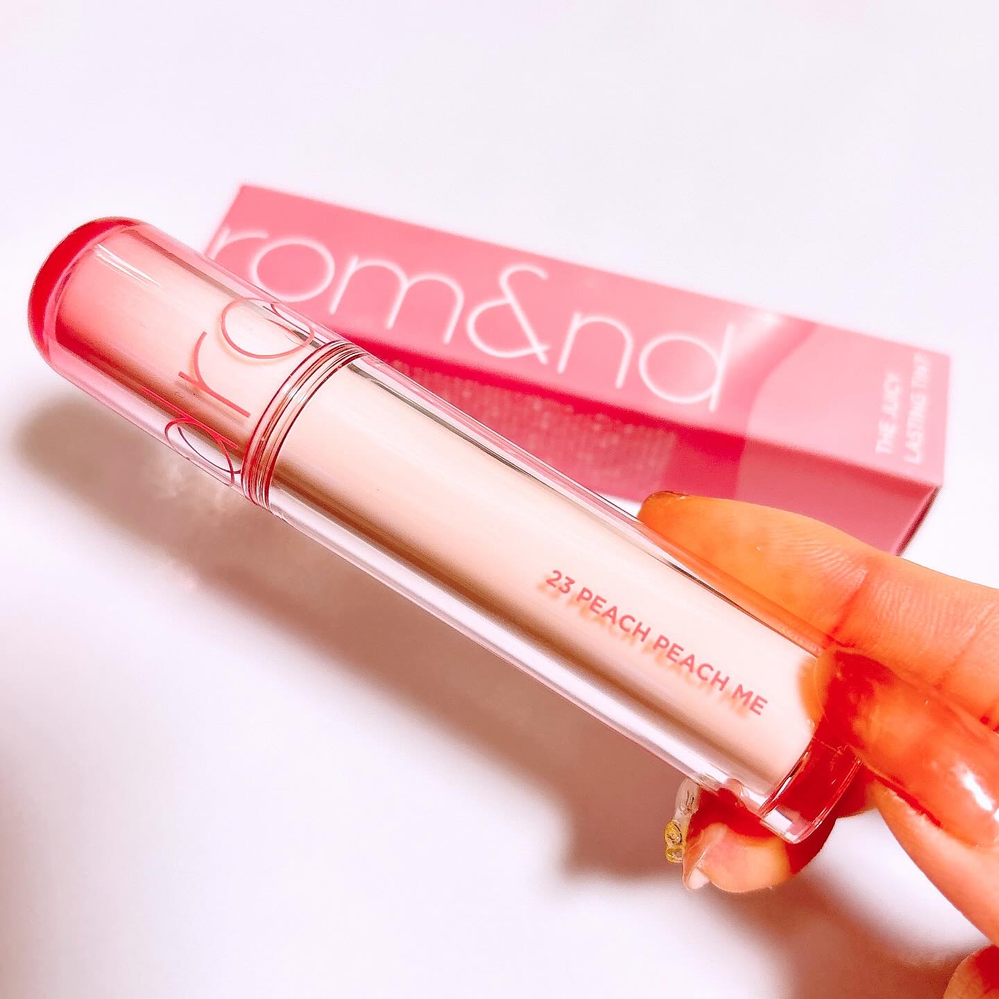 ザ ジューシーラスティングティント/rom&nd/リップティントを使ったクチコミ（2枚目）