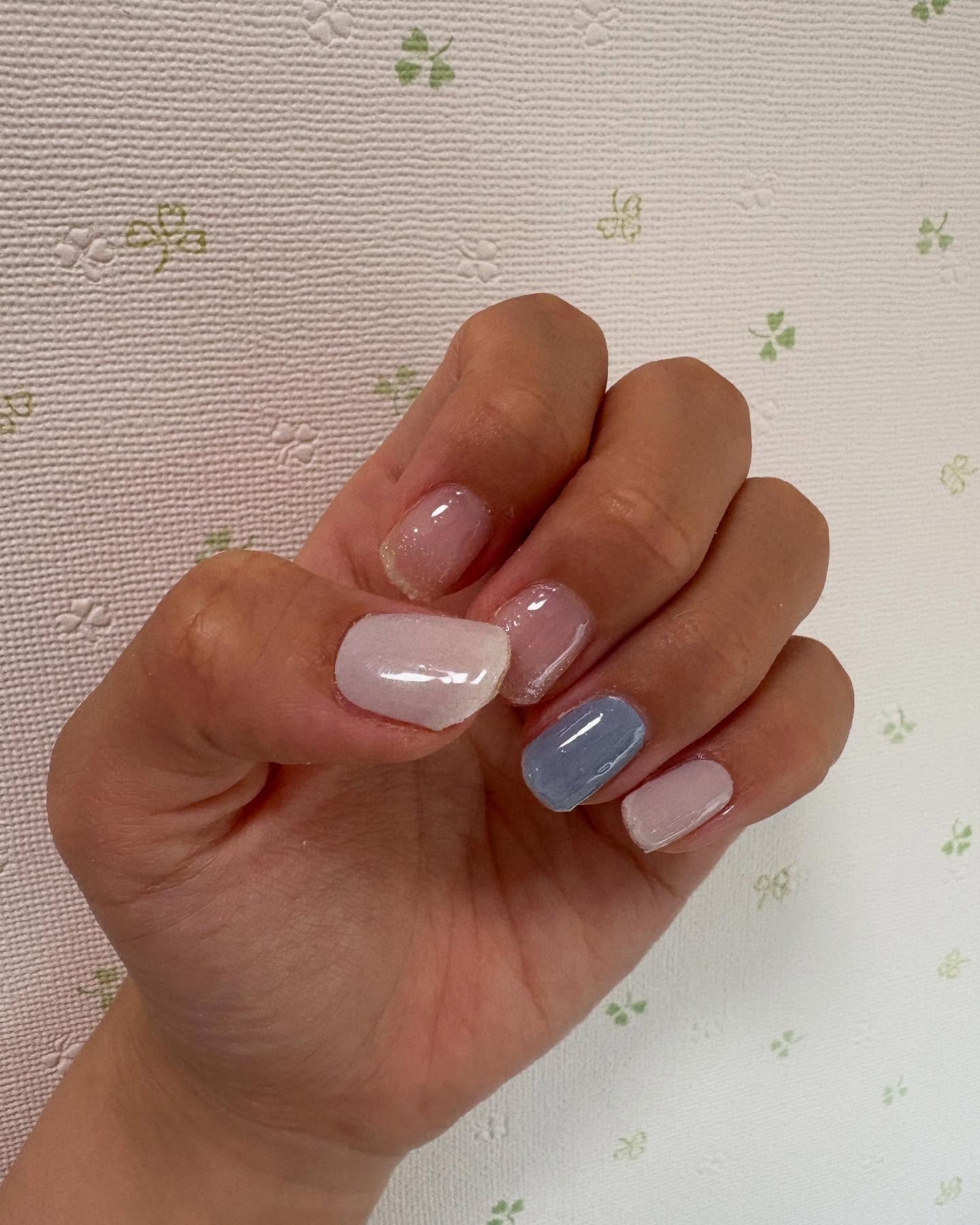 SUNNY RECIPE COLOR CHANGE GEL NAIL Cloud Sky/SUNNY RECIPE/ネイルシールを使ったクチコミ（1枚目）