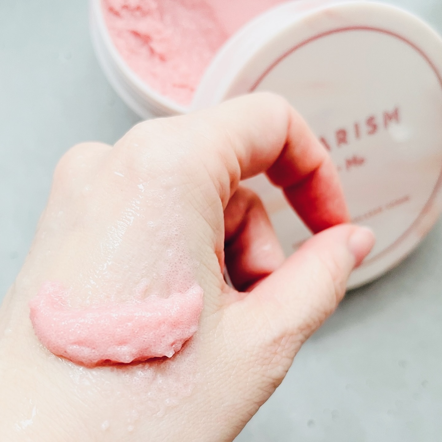 キューミースウィートボムタラソスクラブ　ピオニーブーケの香り/AGARISM/ボディスクラブを使ったクチコミ（3枚目）