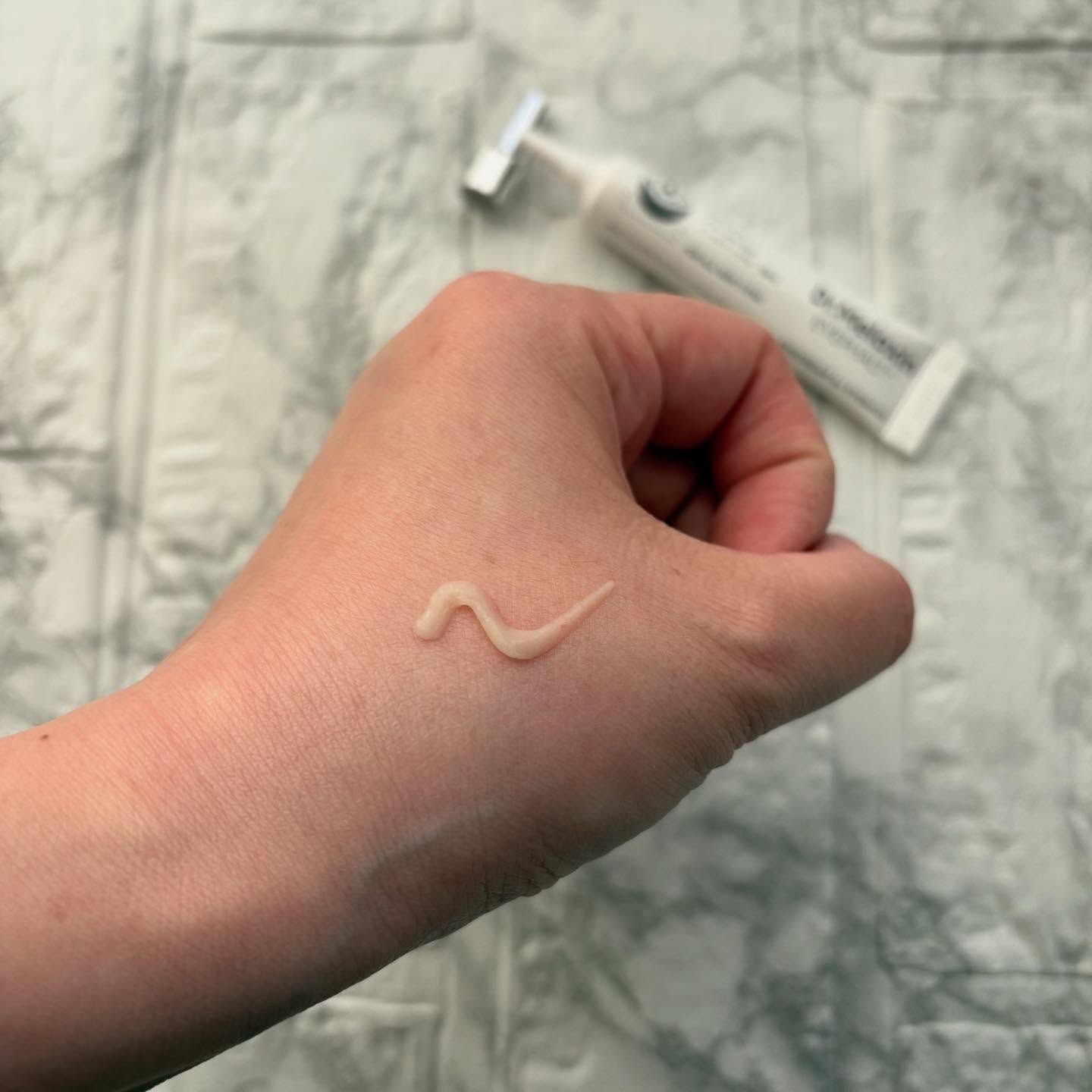 アイファルトアイバッククリーム/Dr.Melaxin/アイケア・アイクリームを使ったクチコミ（3枚目）