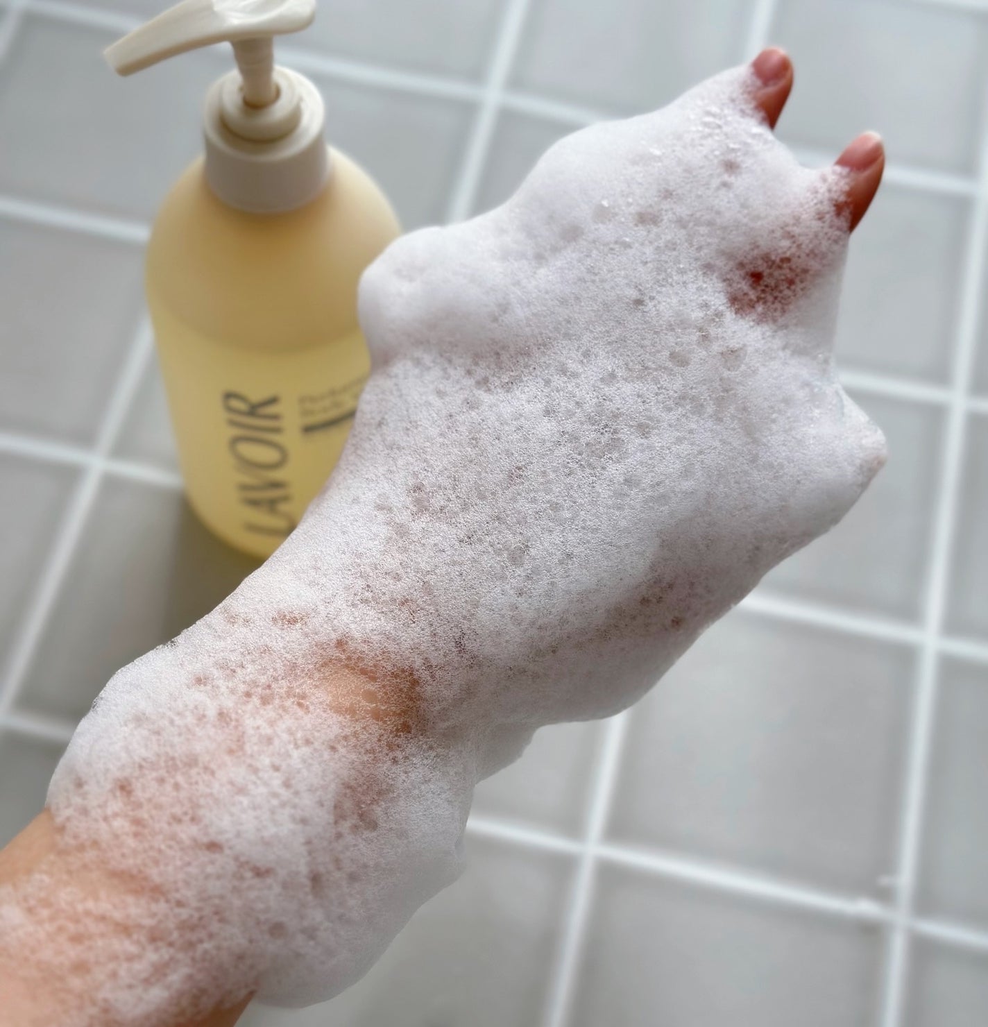 パフューム ボディウォッシュ ホワイトムスク&アンバー/LAVOIR/ボディソープを使ったクチコミ(3枚目)