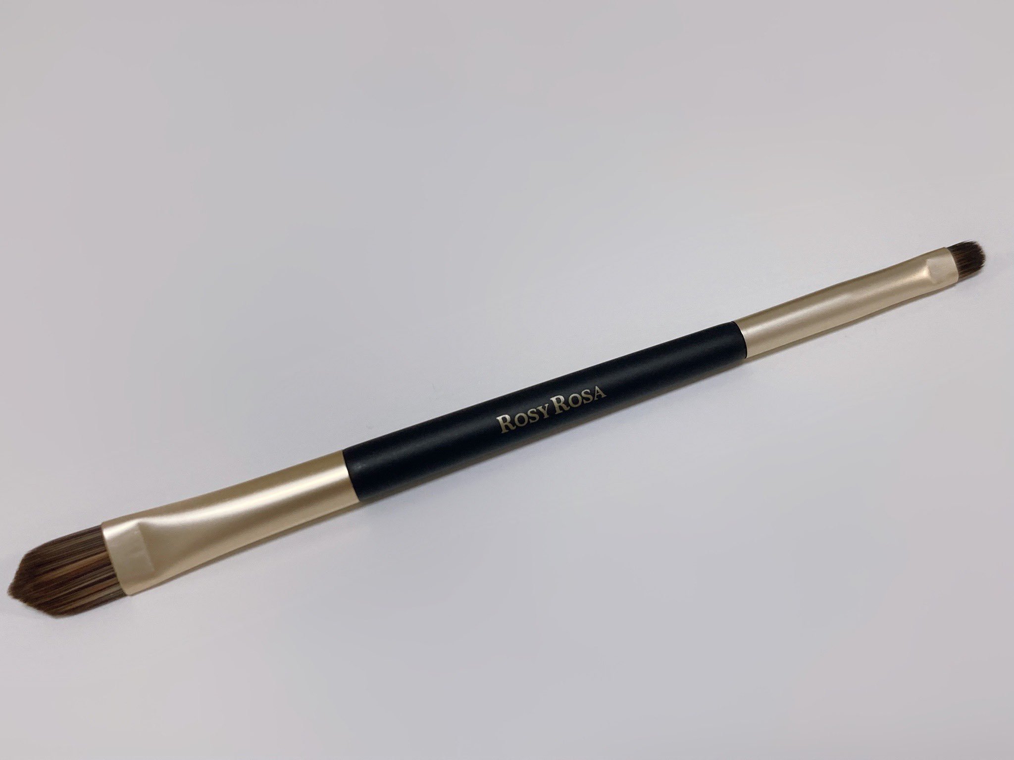 ダブルエンドコンシーラーブラシ/ロージーローザ/メイクブラシを使ったクチコミ（2枚目）