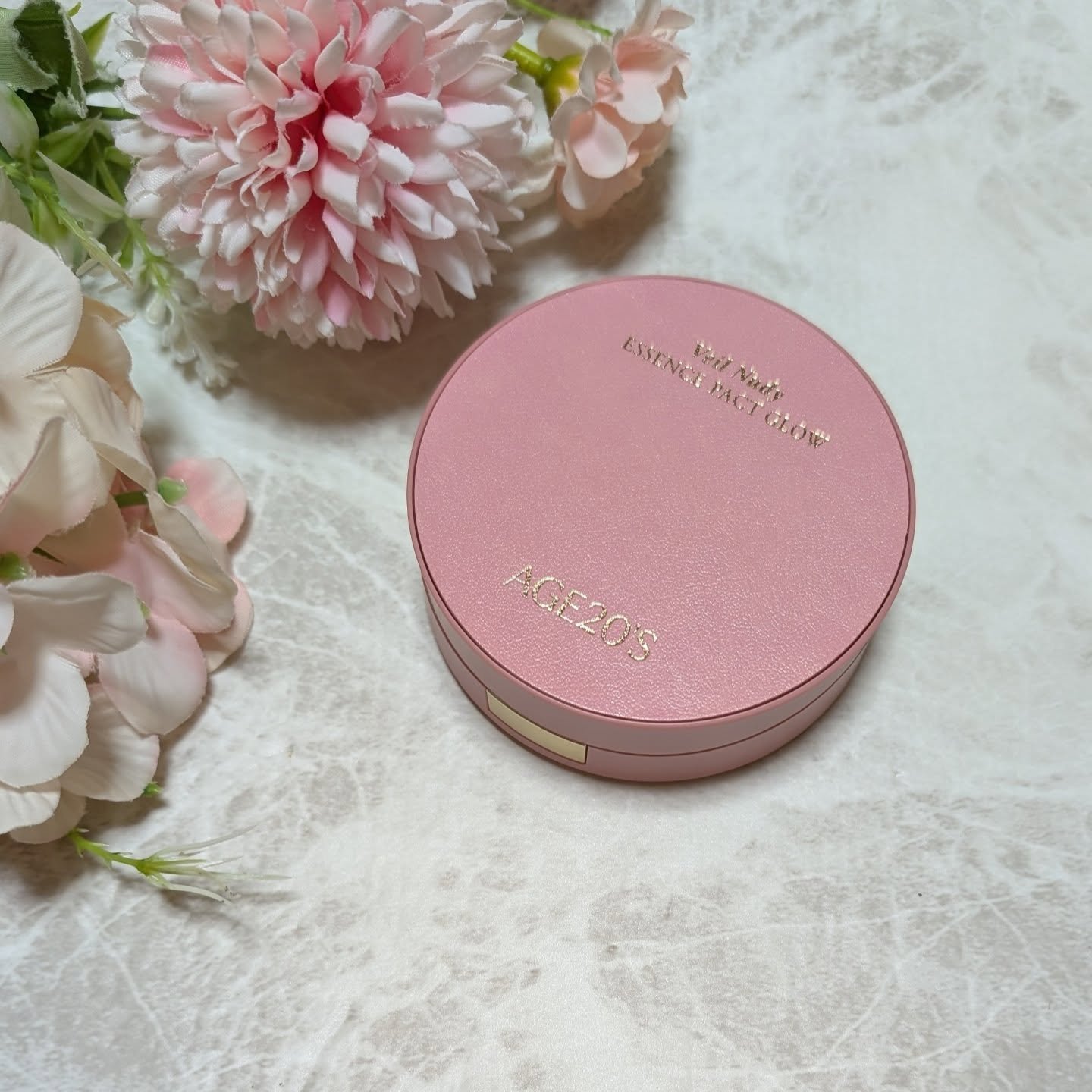 ヴェールヌーディ エッセンスパクトグロウ/AGE20’s/クリーム・エマルジョンファンデーションを使ったクチコミ（3枚目）