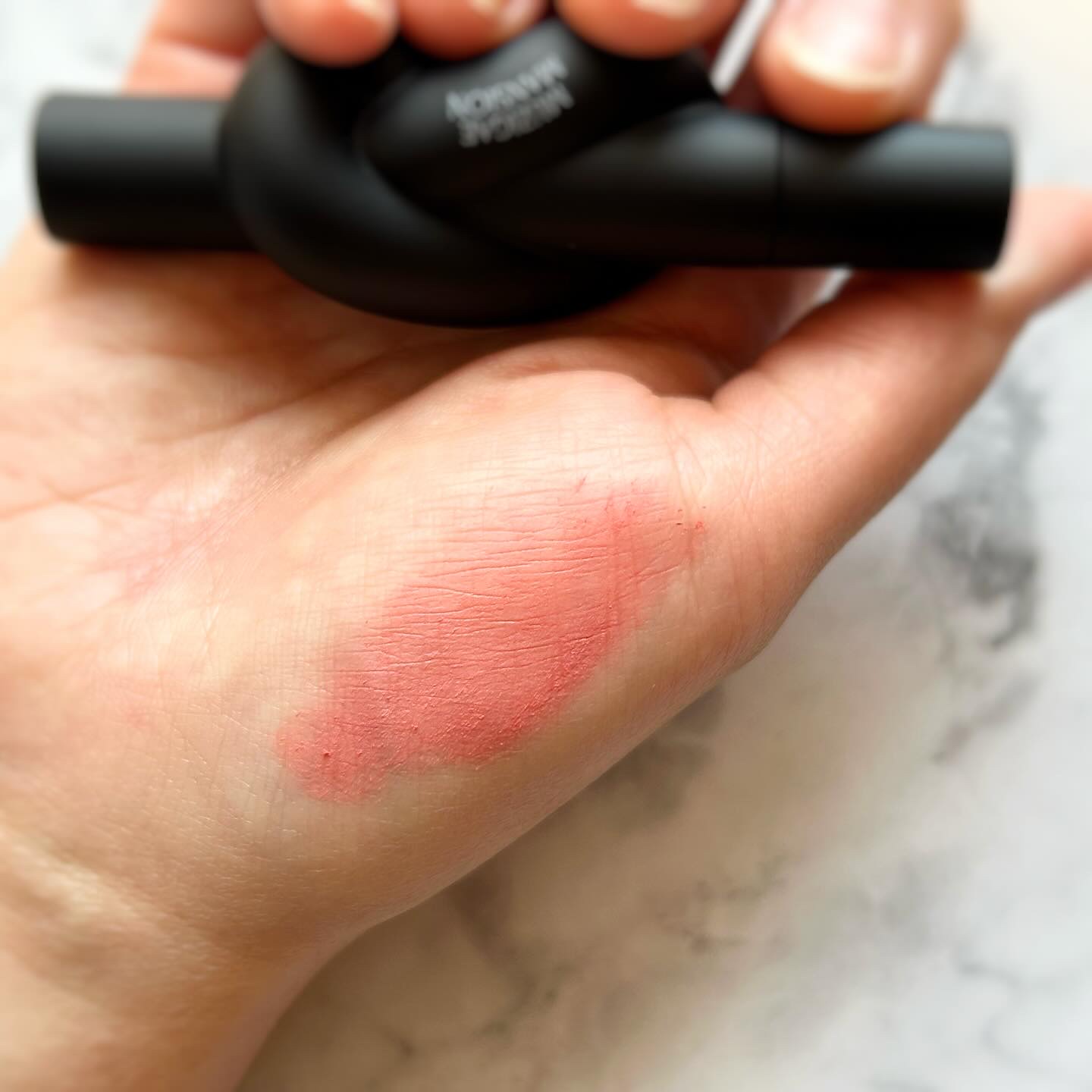 タイアップカバーティント/MUZIGAE MANSION/リップティントを使ったクチコミ（3枚目）