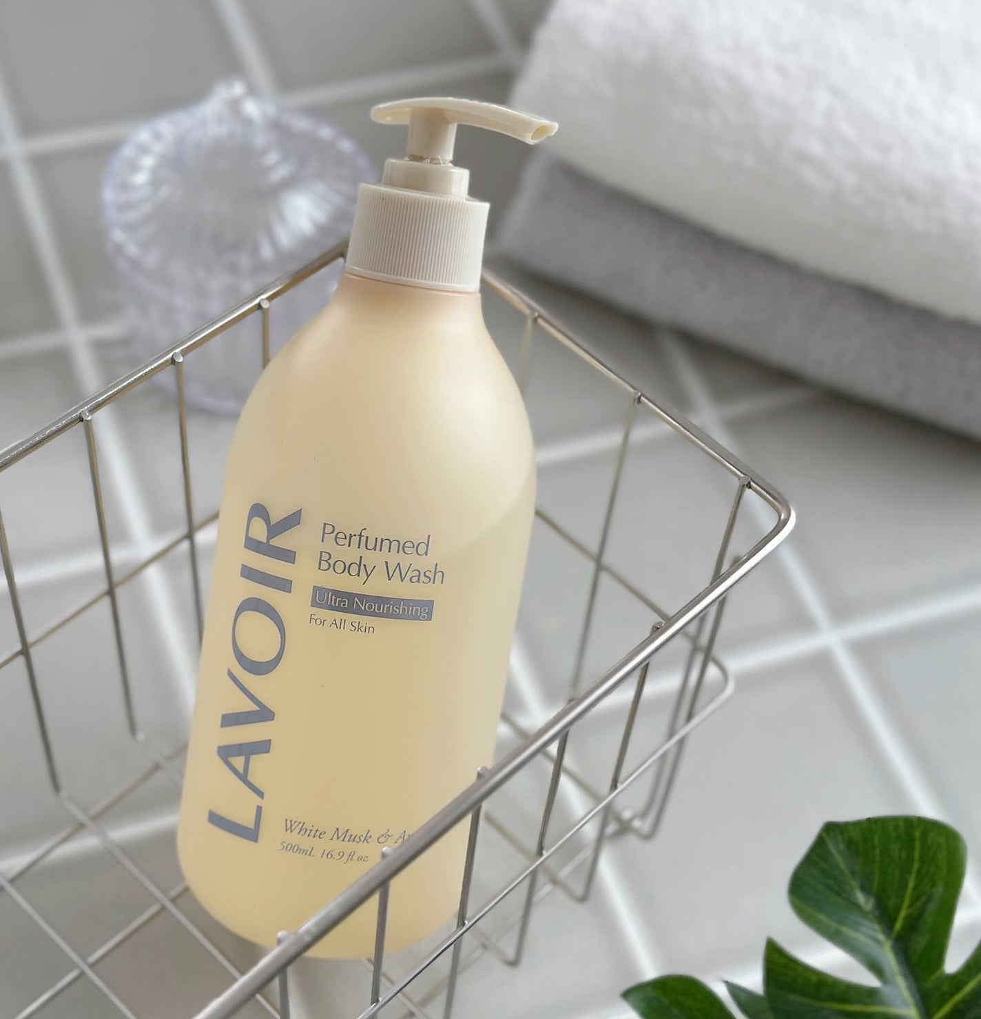 パフューム ボディウォッシュ ホワイトムスク&アンバー/LAVOIR/ボディソープを使ったクチコミ(1枚目)