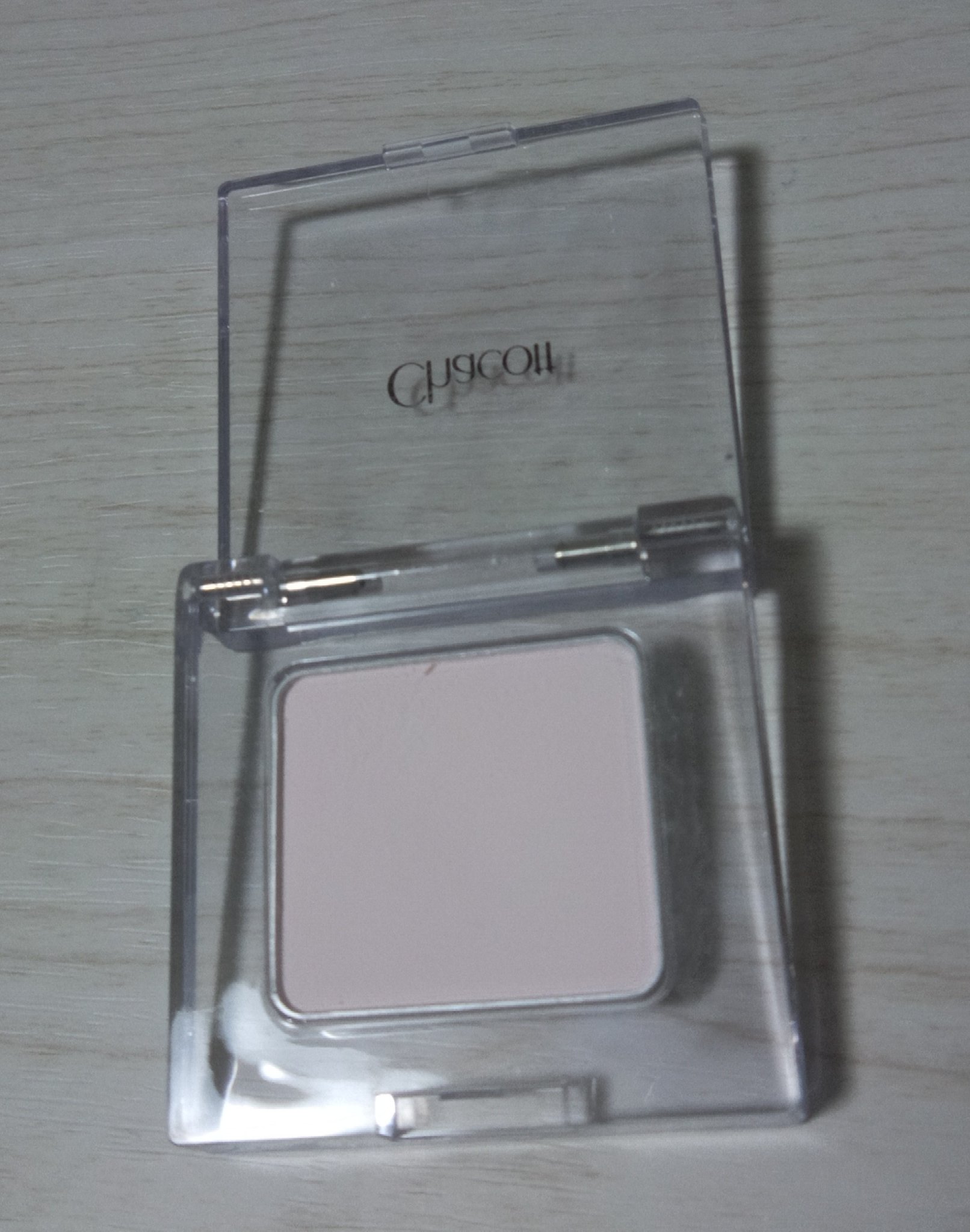 マルチカラーバリエーション マット/チャコット・コスメティクス/単色アイシャドウを使ったクチコミ（1枚目）