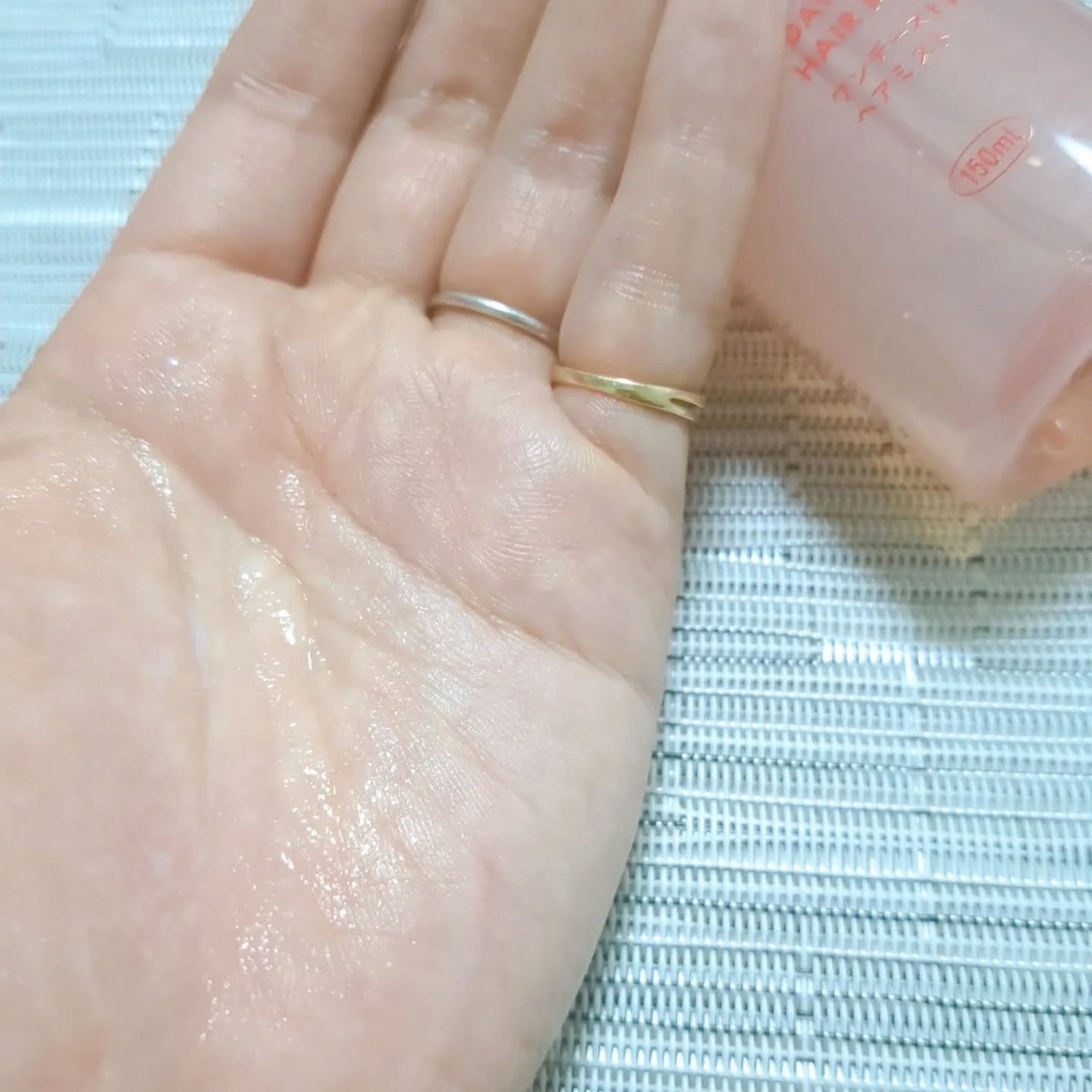 ロータス ワンデーストレート ヘアミスト ティー&シトラスの香り/ダイアン/ヘアミストを使ったクチコミ(2枚目)