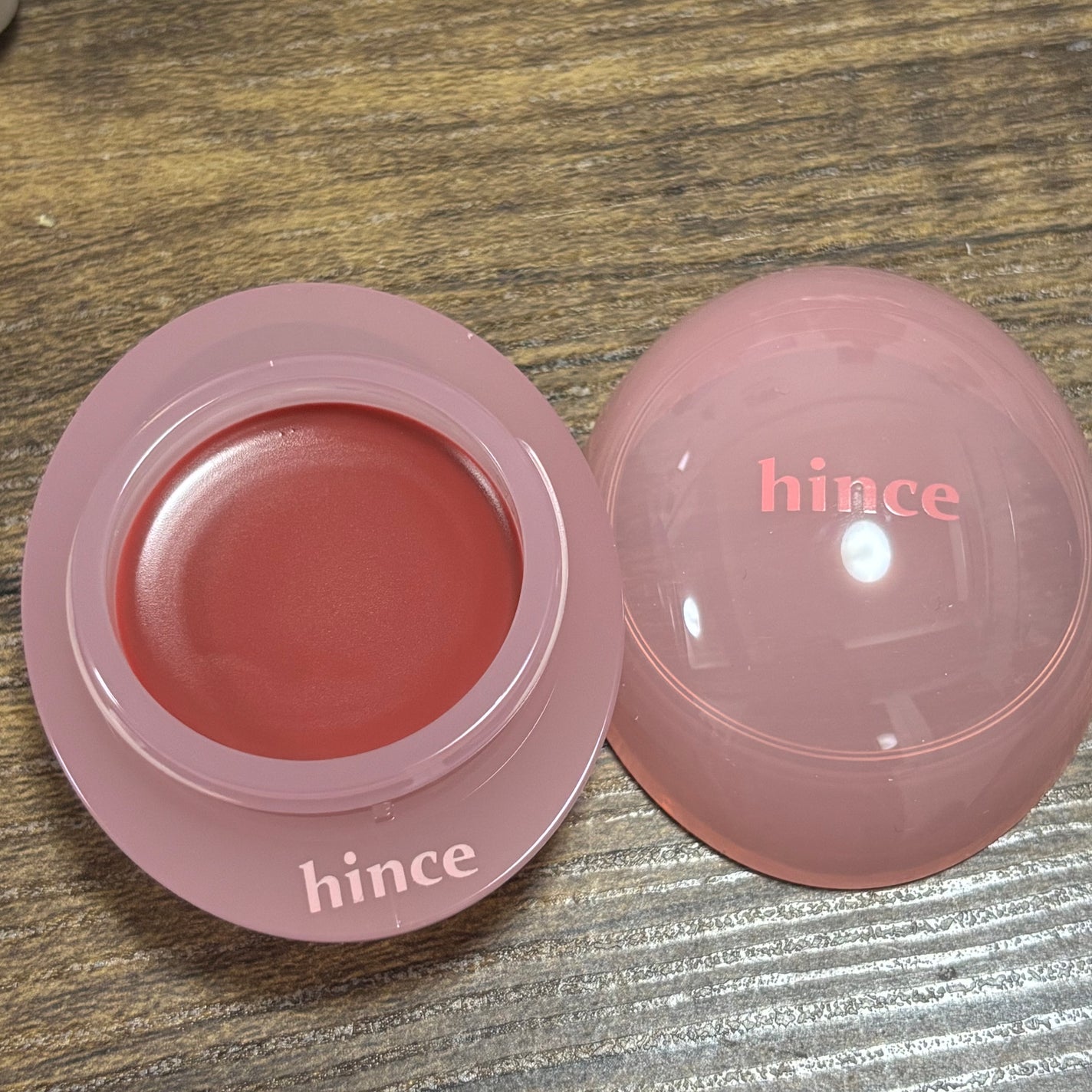 ロウグロウデューイーボール/hince/リップバームを使ったクチコミ(1枚目)