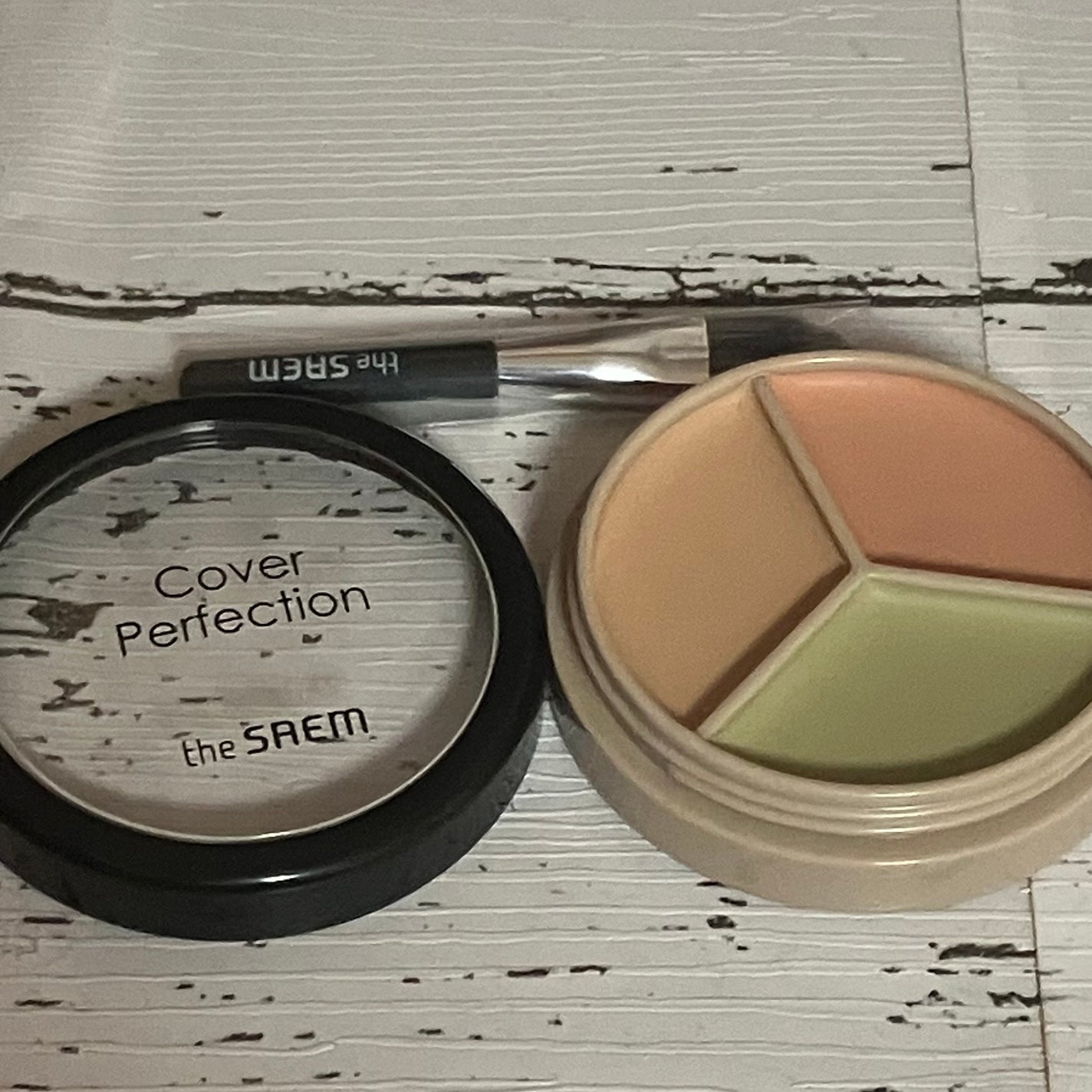 カバーパーフェクション トリプル ポット コンシーラー/the SAEM/パレットコンシーラーを使ったクチコミ(2枚目)