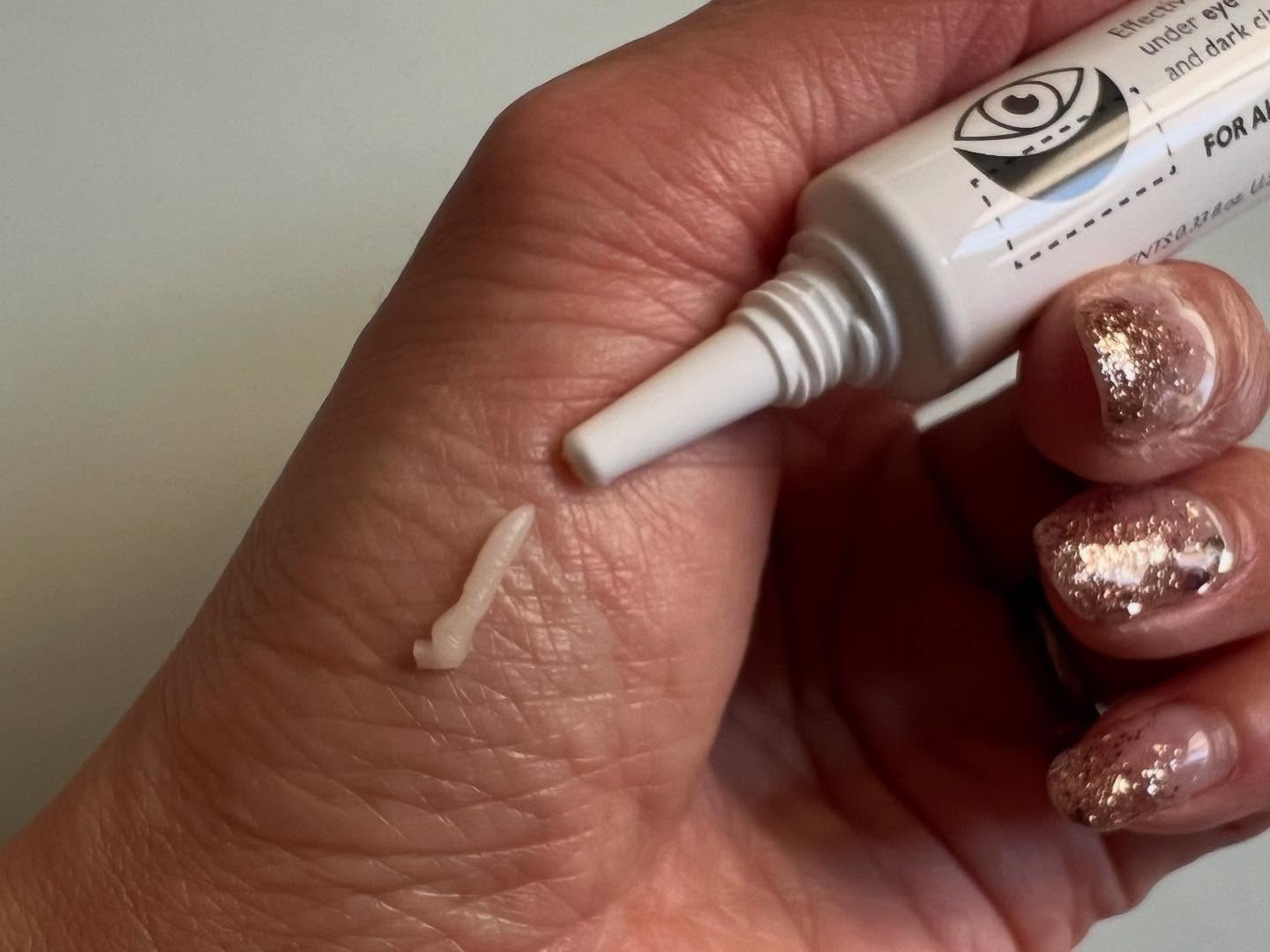 アイファルトアイバッククリーム/Dr.Melaxin/アイケア・アイクリームを使ったクチコミ（2枚目）