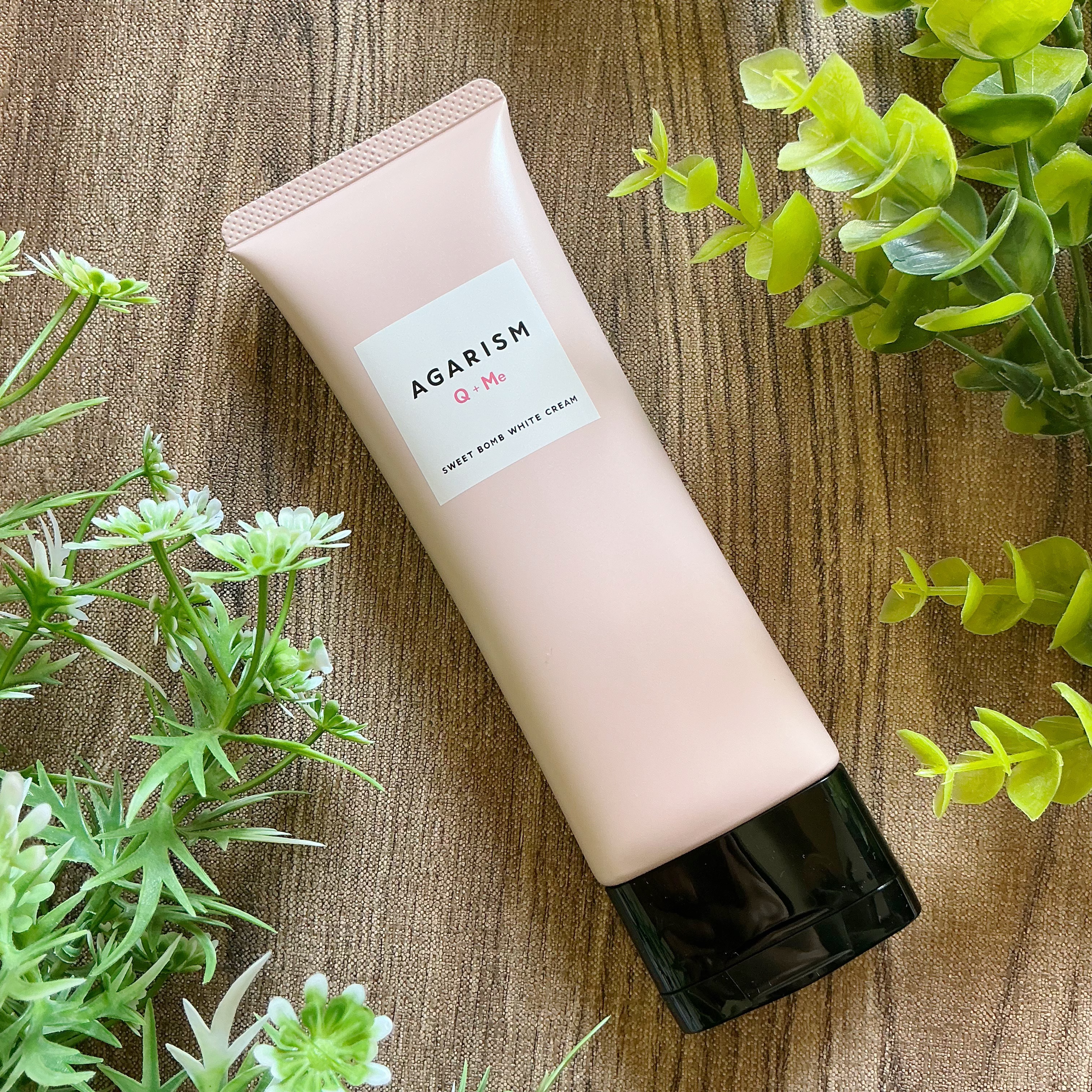 キューミースウィートボムホワイトクリーム/AGARISM/ボディクリームを使ったクチコミ（1枚目）