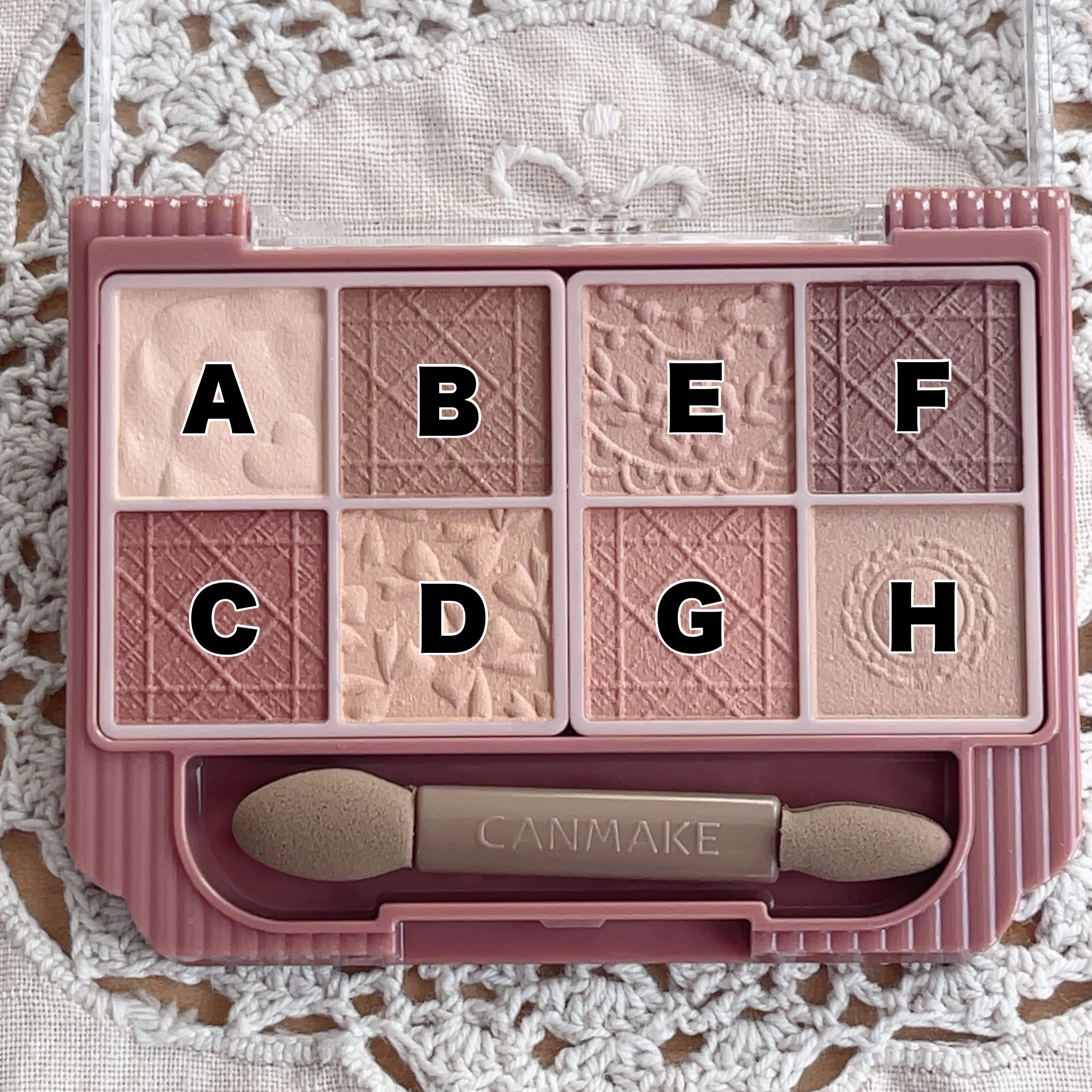 プティパレットアイズ（マットタイプ）/キャンメイク/パウダーアイシャドウを使ったクチコミ（2枚目）