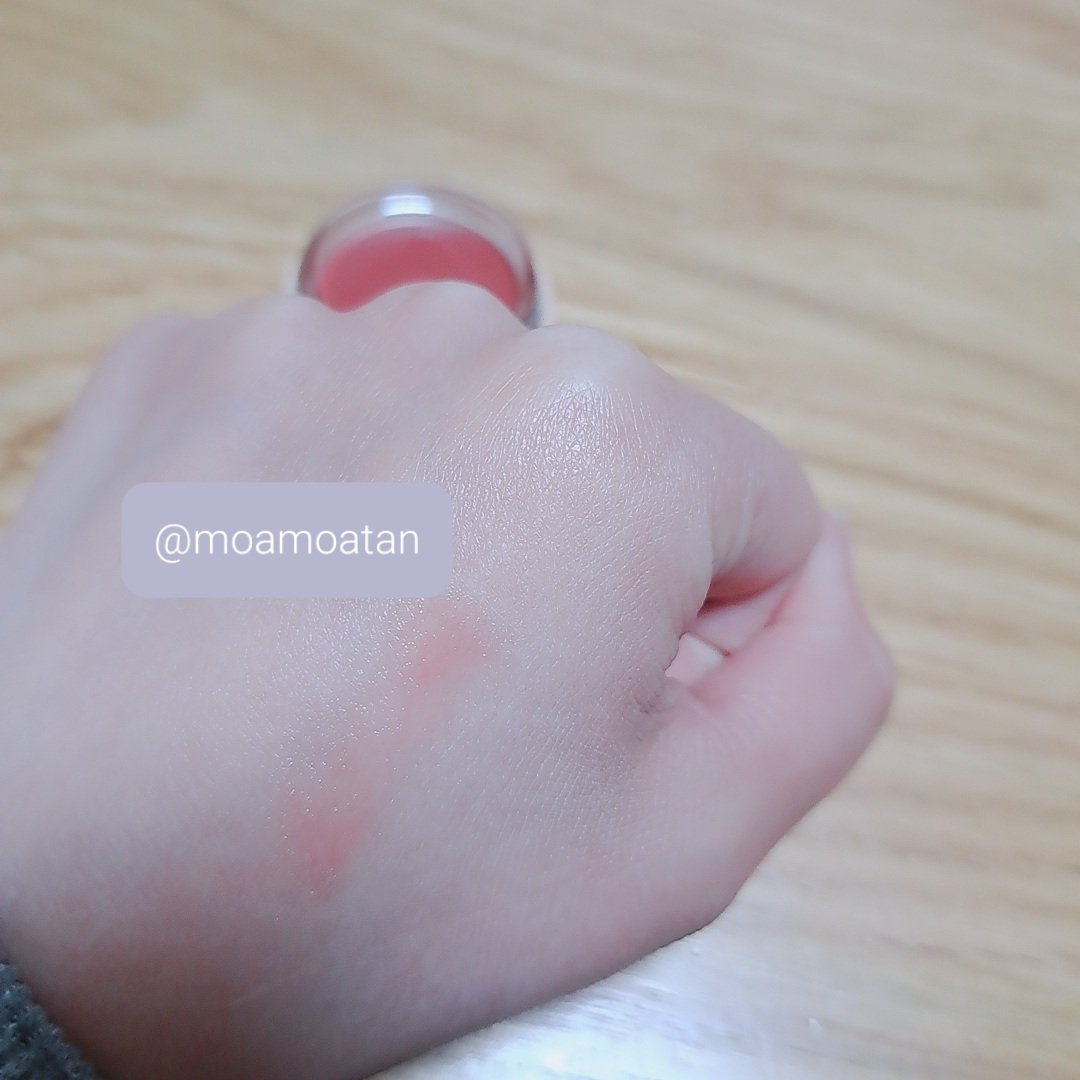 GLOWY TINT BALM/AOU/リップグロスを使ったクチコミ（2枚目）