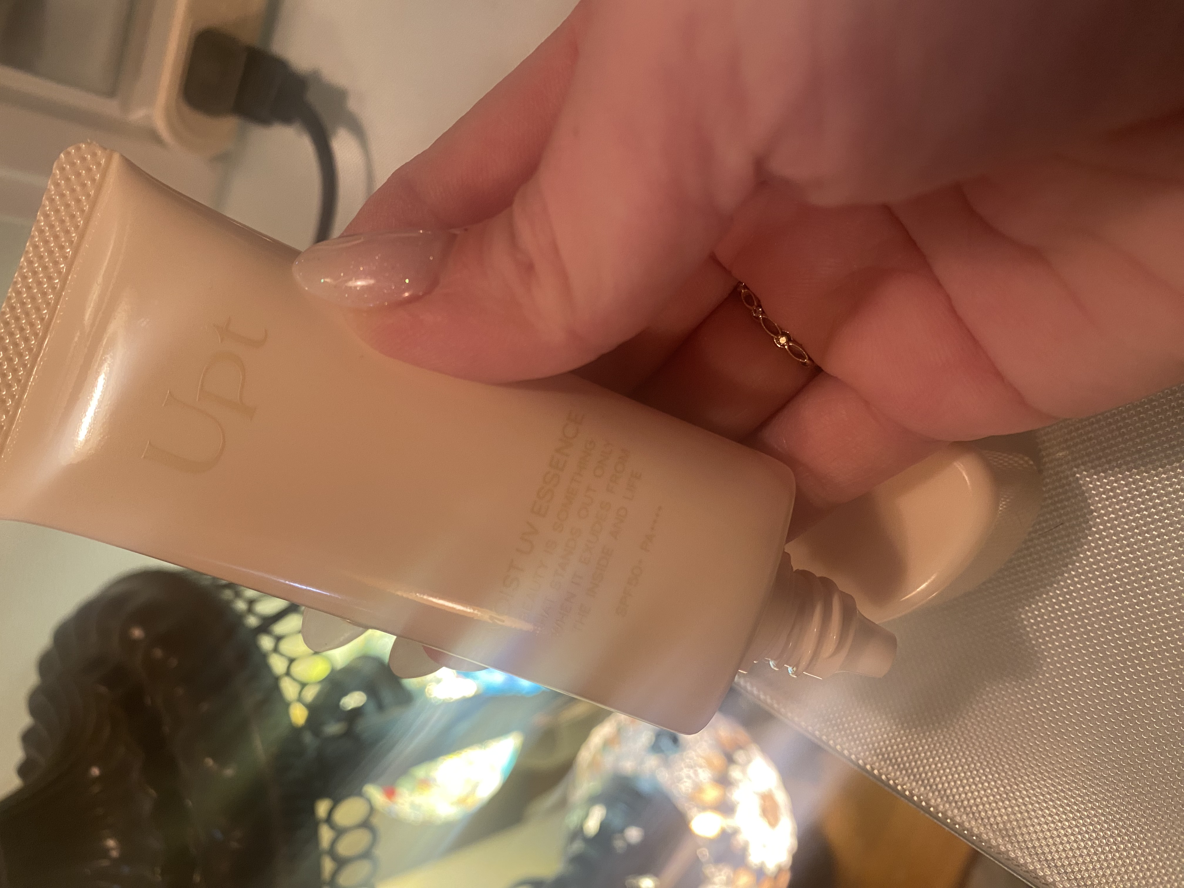 Upt MOIST UV ESSENCE/Upt/化粧下地を使ったクチコミ（2枚目）